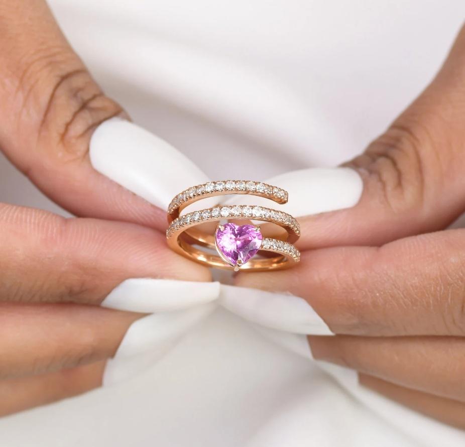 Taglio Asscher Natural pink sapphire heart diamond ring 18K gold in vendita