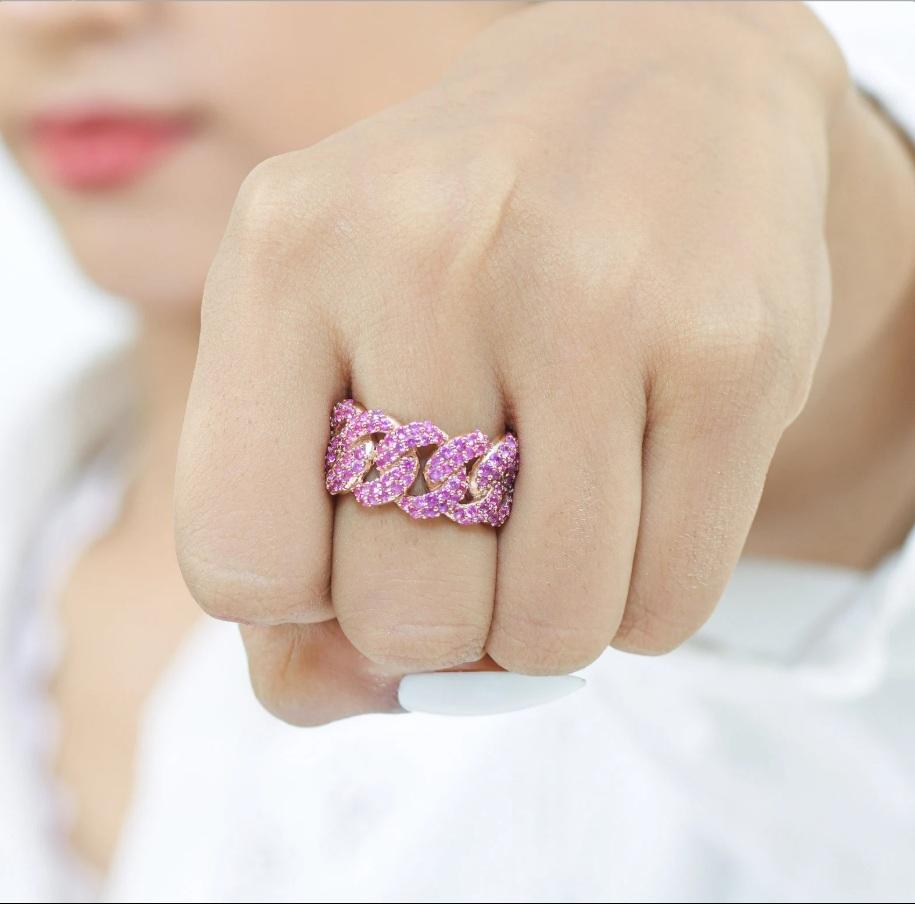 Pink sapphire miami chain ring gold  Natural pink sapphire cuban chain ring  Curb chain ring gold  Sapphire link chain ring gift for her

GEMSTONE DETAILS :
✦ Gemstone : Pink Sapphire
✦ Gemstone Type : Natural
✦ Gemstone Size : 1.50 mm
✦ Gemstone