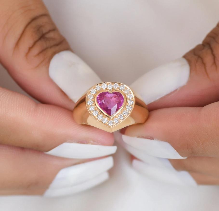 Ring mit natürlichem rosa Saphir aus 18 Karat Gold (Asscher-Schliff) im Angebot