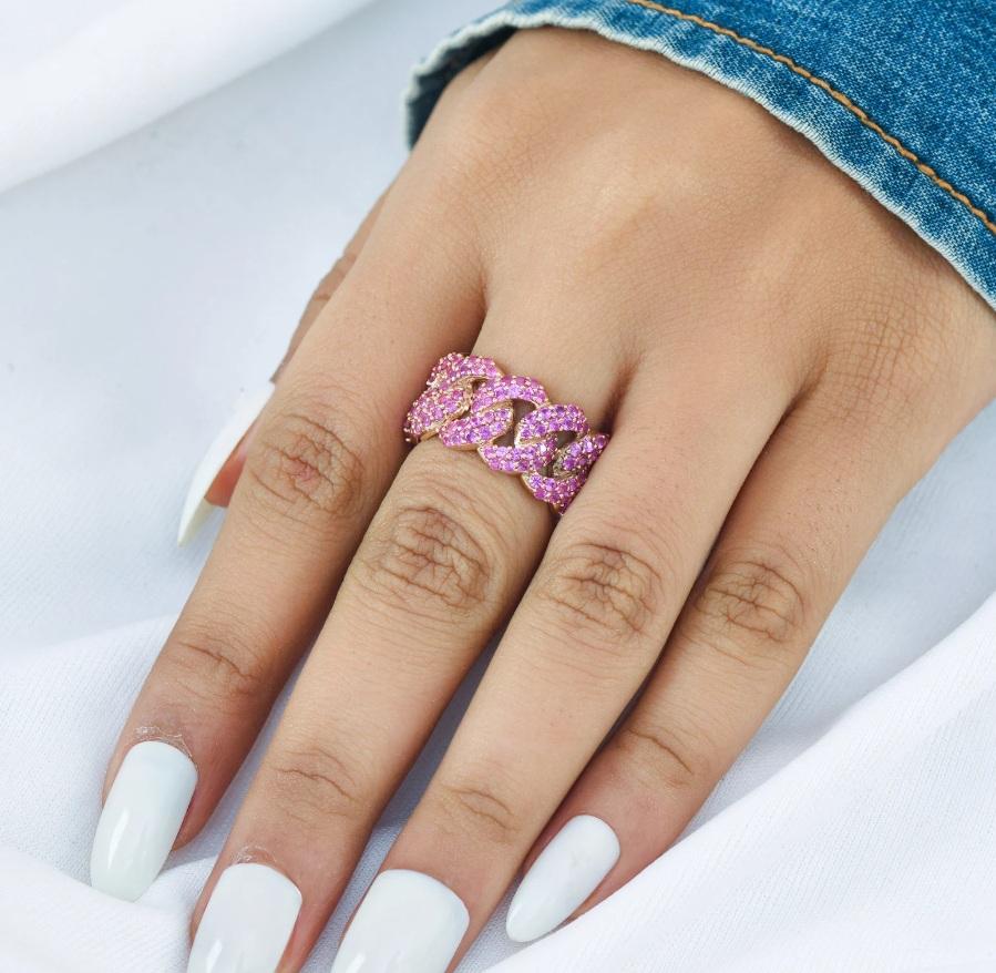 Ring mit natürlichem rosa Saphir aus 18 Karat Gold im Zustand „Neu“ im Angebot in jaipur, IN
