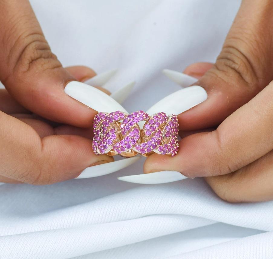 Ring mit natürlichem rosa Saphir aus 18 Karat Gold im Angebot 4