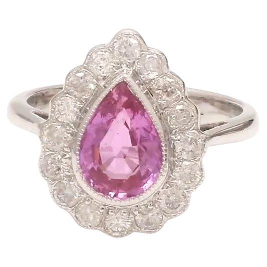 Natural pink sapphire ring in 18k gold
