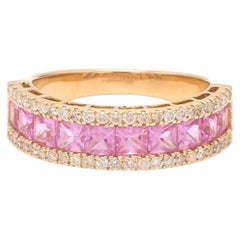 Natural pink sapphire ringin 18k gold