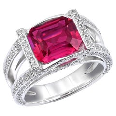 Zaffiro rosa naturale da 3,22 carati in anello 14KWG con diamanti / Rapporto GIA
