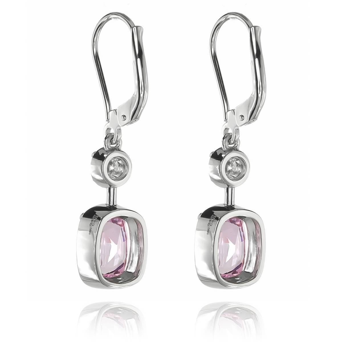 Natürliche rosa Saphir Stein 4,33 cts in 18K Weißgold Ohrringe w Dia/GIA Bericht Damen im Angebot