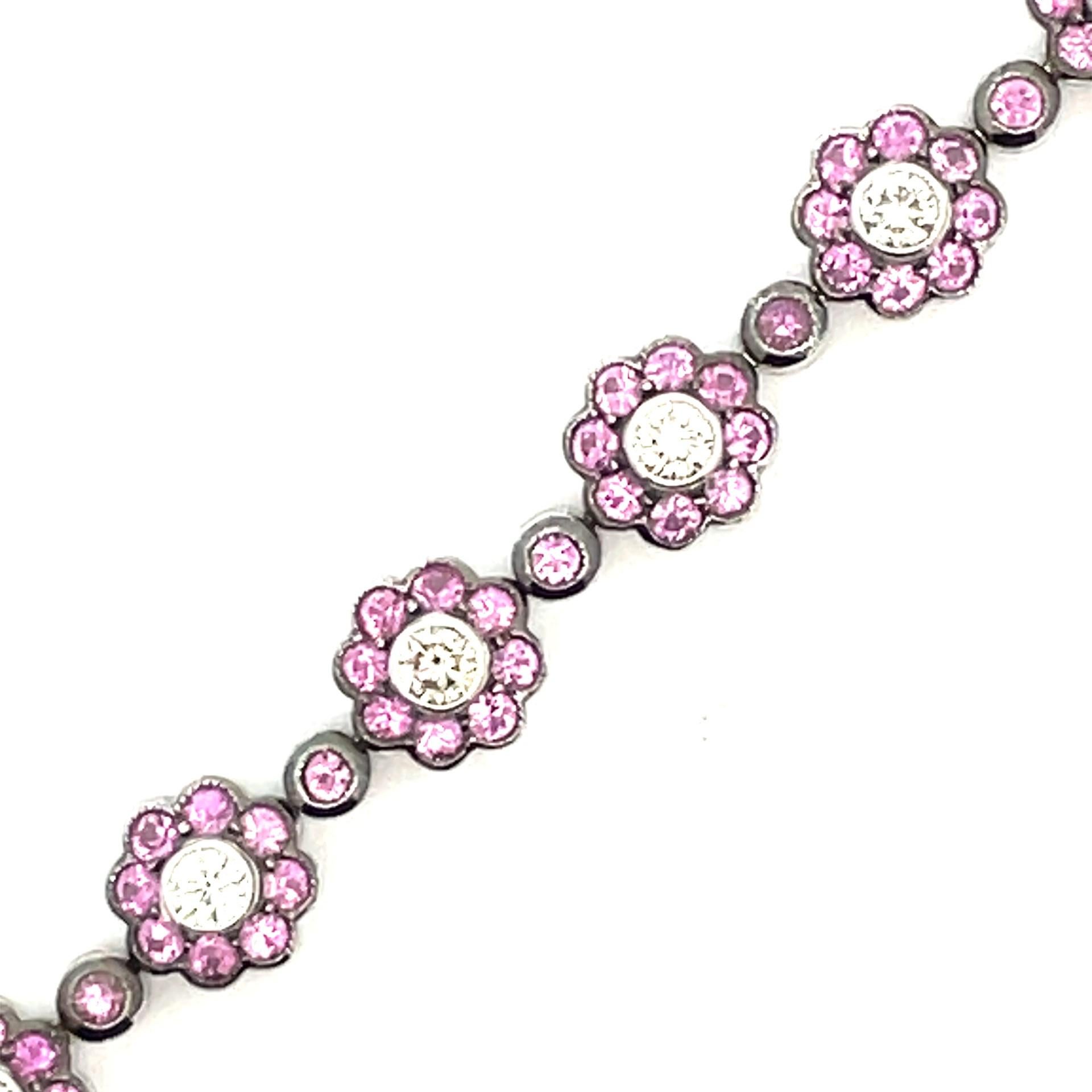 Natural Pink sapphire & White Diamond Flower Bracelet in 18 Karat White Gold In New Condition For Sale In Westmount, CA