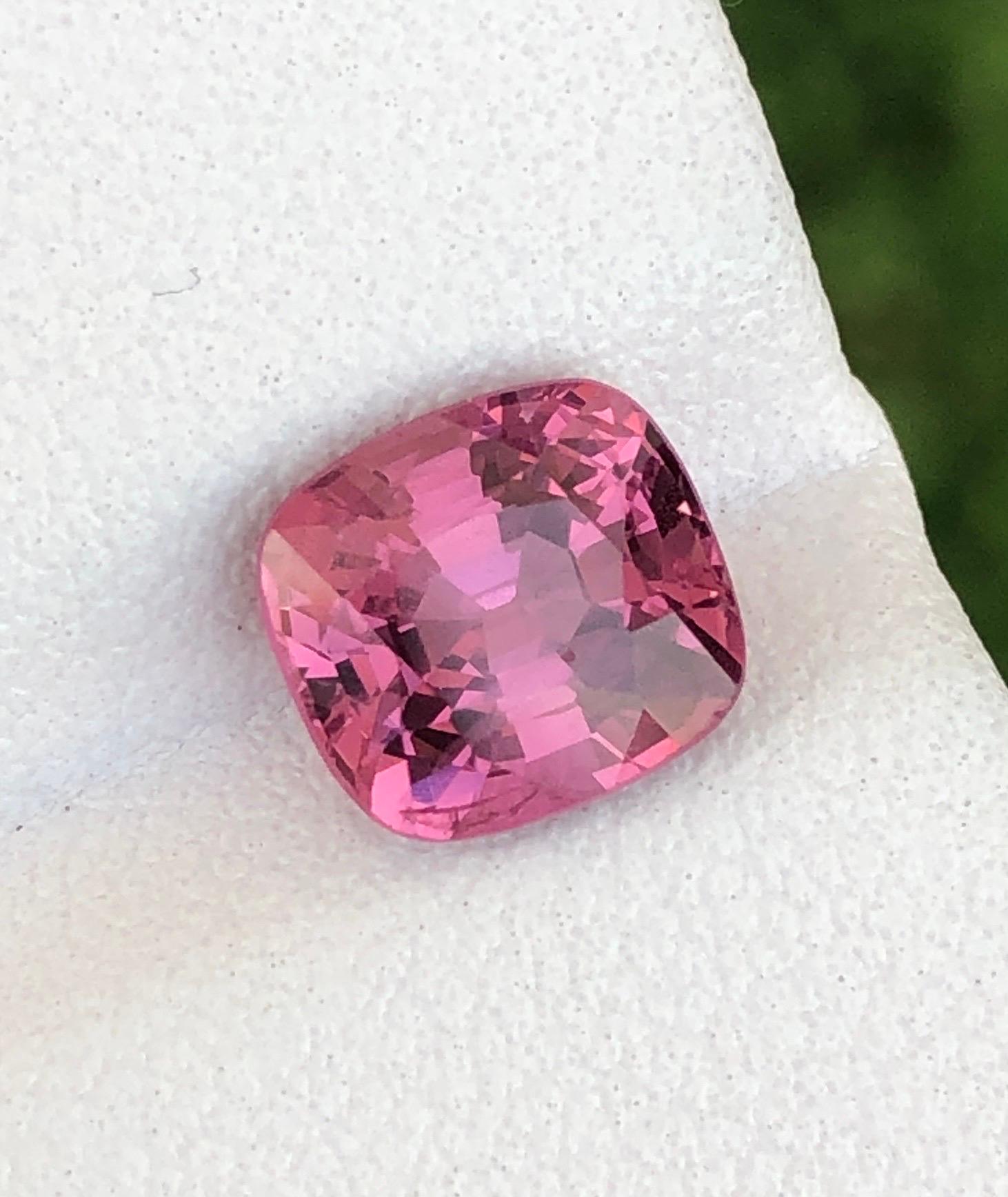 A beautiful 2 carat pink spinel! Would look amazing in a Rings Center piece. A open pink color spinel that will show its brilliance from every facet of its.Eye Clean
———————-
Stone💎:Spinel
Color💈: Pink
Clarity💧: Eye Clean
Treatment🔬: