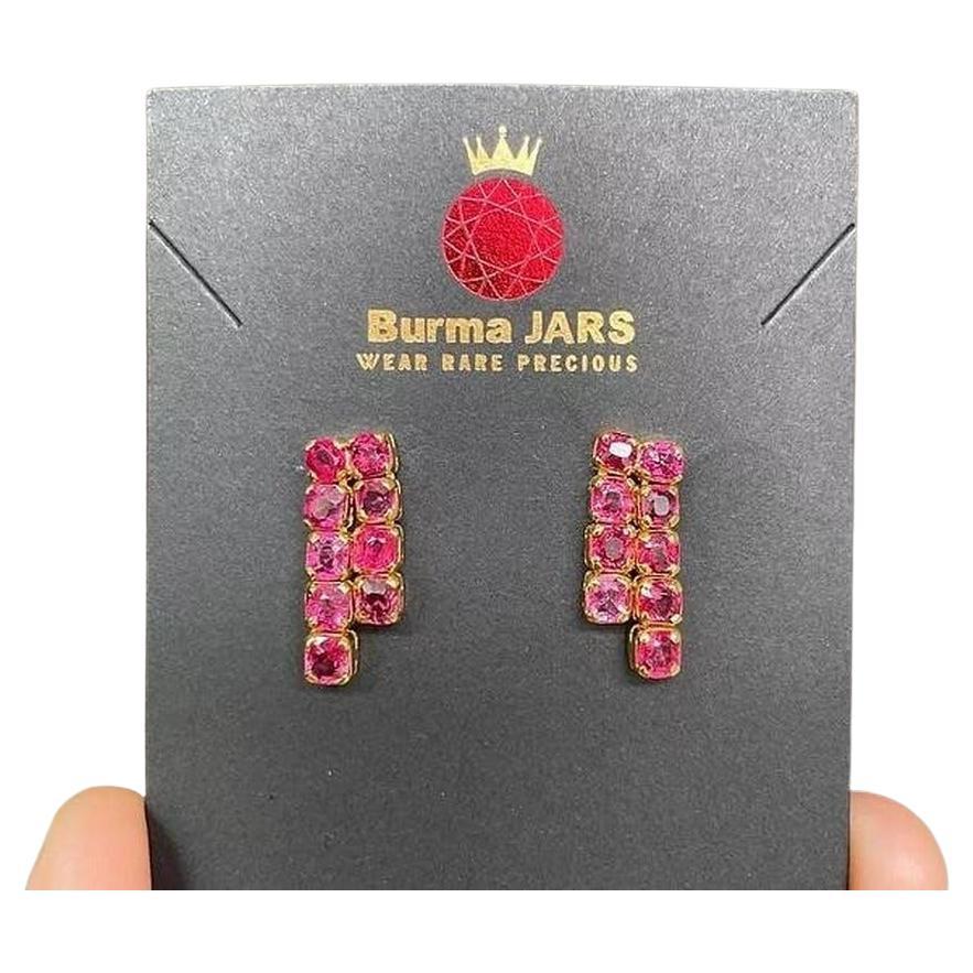 Natural pink spinel earring 

9pcs of Natural spinels- 5.5ct 

18k gold (nett) - 3gram

Total gross weight - 4.15gram

Stone Measurement- 4mmx3.8mm

Unheated, Untreated, No enhancement

From Mogok, Myanmar (burma)

============

● 100% authenticity