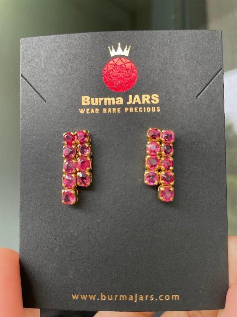 Natural pink spinel earring In New Condition For Sale In Singapore, SG