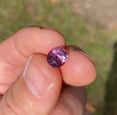 Natural Pink Spinel loose gemstone 3.28 ct., Oval cut, Certificate, origin Burma
