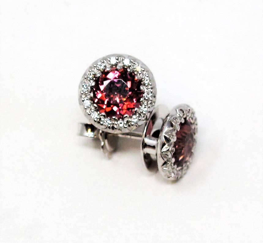 Natural Pink Tourmaline and Diamond Halo Stud Earrings in 18 Karat White Gold In Good Condition In Scottsdale, AZ