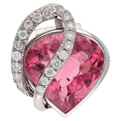 Anhänger mit natürlichem rosa Turmalin und Diamant aus 18 Karat Gold