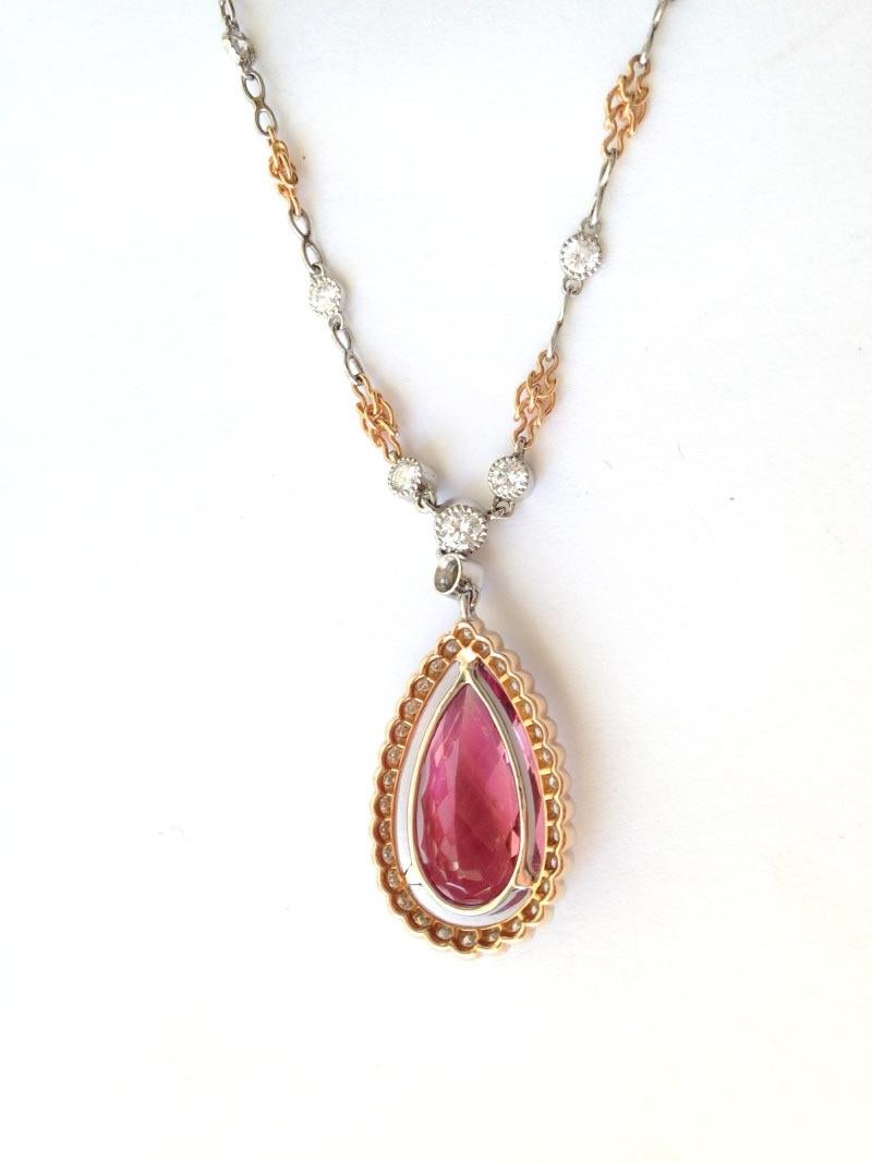 Natural Pink Tourmaline Stone 6.65 cts in Platinum & 18KRG Pendant with Diamonds In New Condition For Sale In Los Angeles, CA