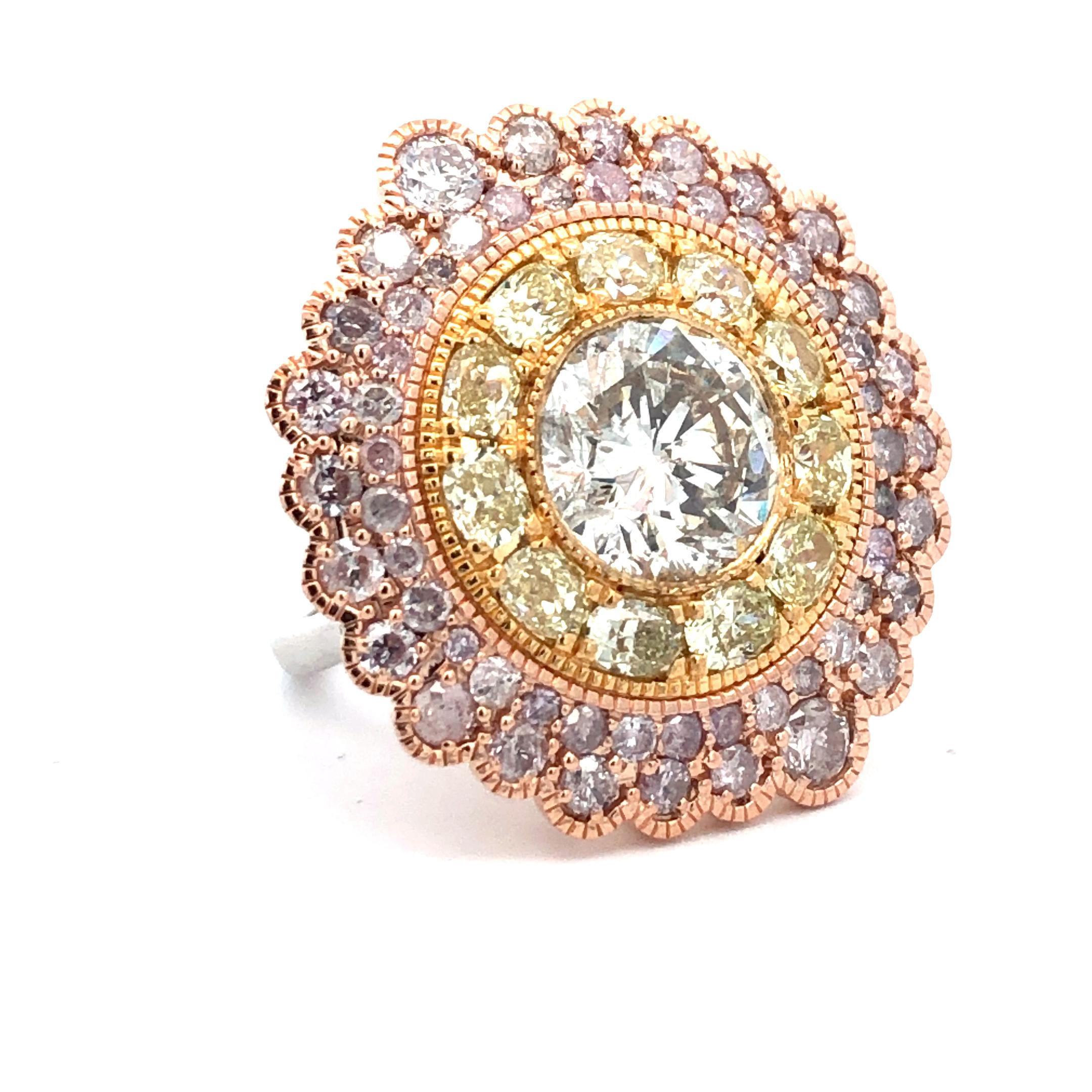 Women's or Men's Natural Pink , yellow & white center Diamond Ring P2.16ct Y2.09ct D4.07ct 18k