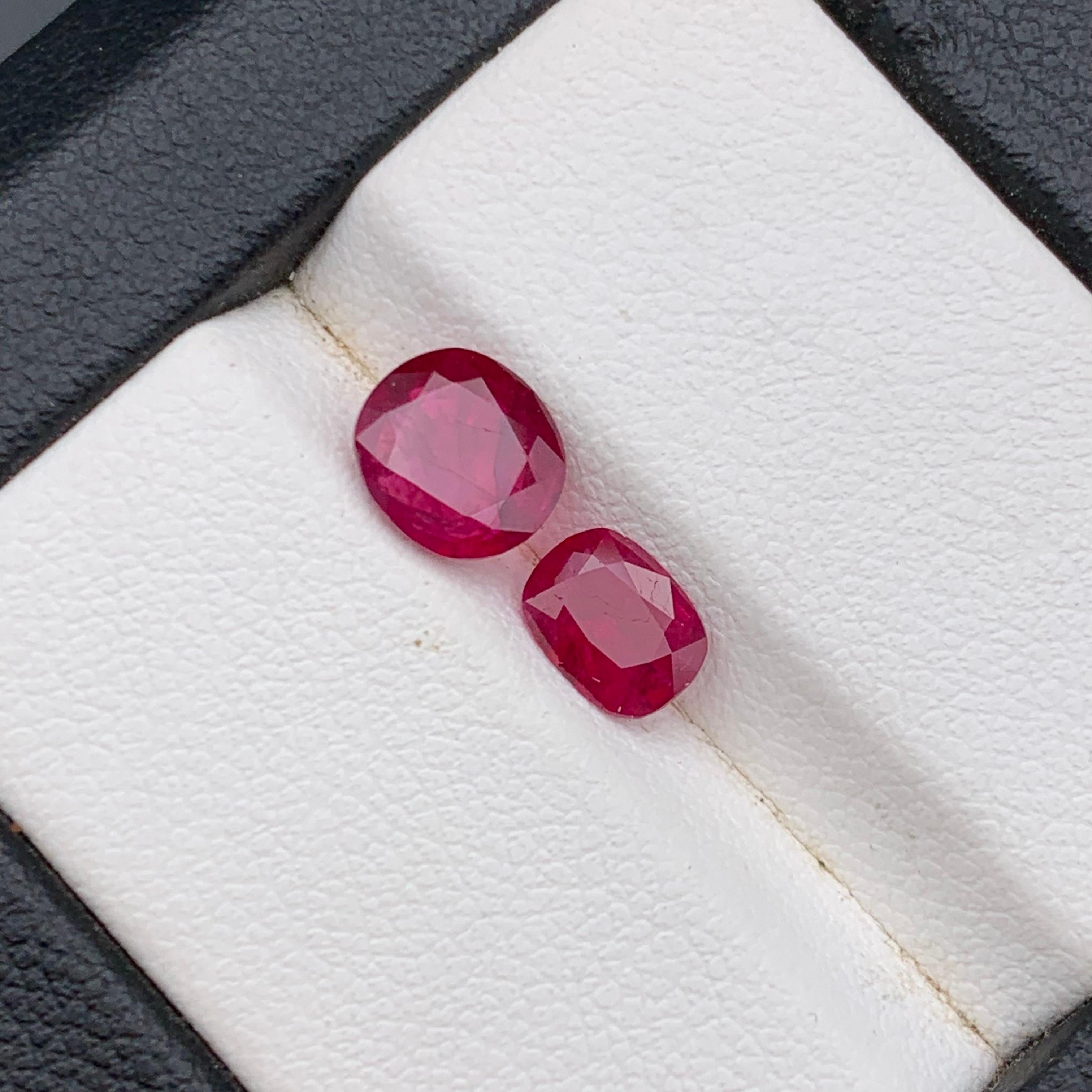 Rubino rosso rosato naturale da 2,04 carati tagliato a cuscino e ovale, gemme sciolte per gioielli in vendita 5