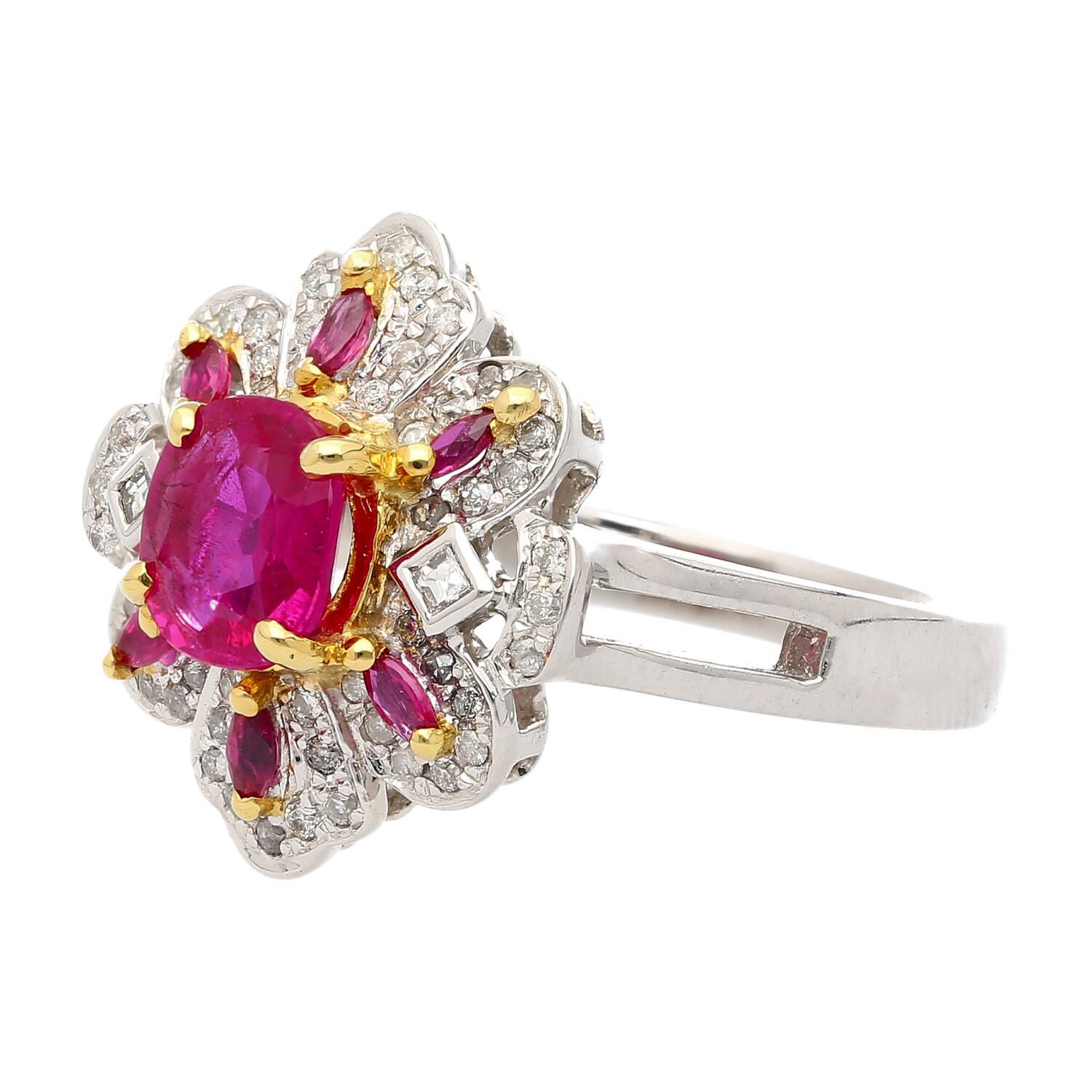 Natural Pinkish Red Ruby & Diamond Floral Motif Ring in 14K White Gold In New Condition For Sale In Miami, FL