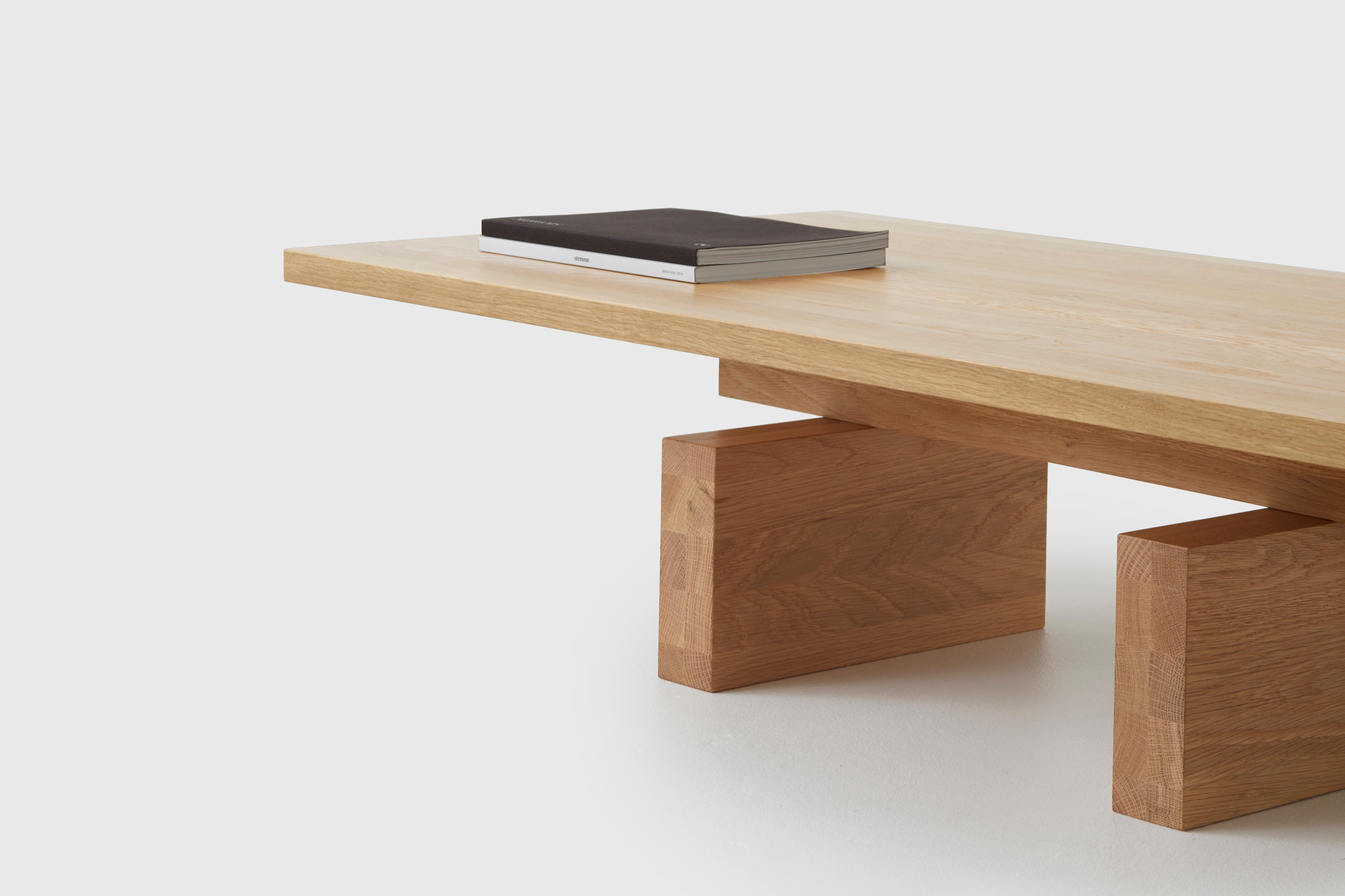 Table basse en planches naturelles par résidentiel Neuf - En vente à Geneve, CH