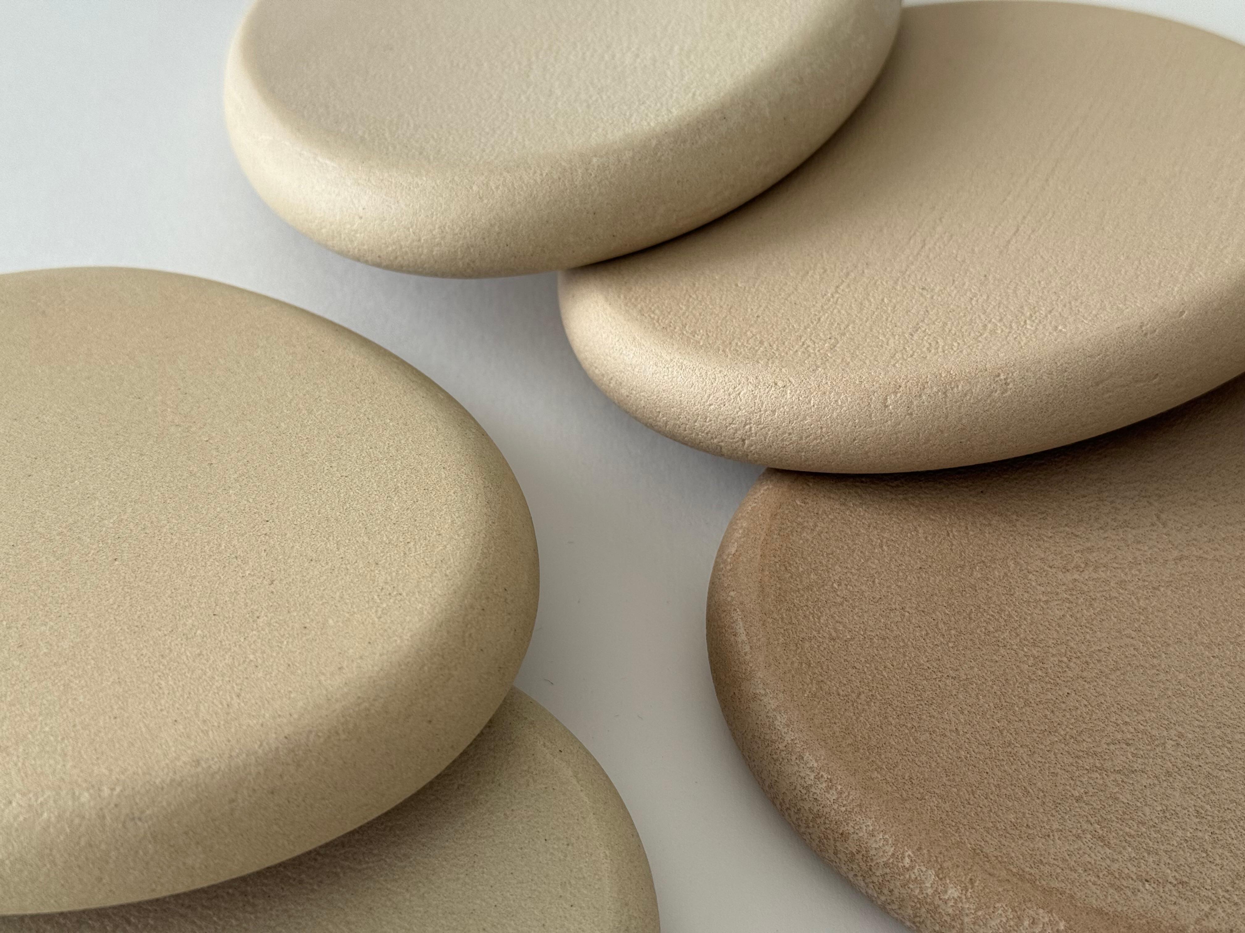Minimaliste Échantillon de couleur de plâtre naturel par l'Atelier BB en vente