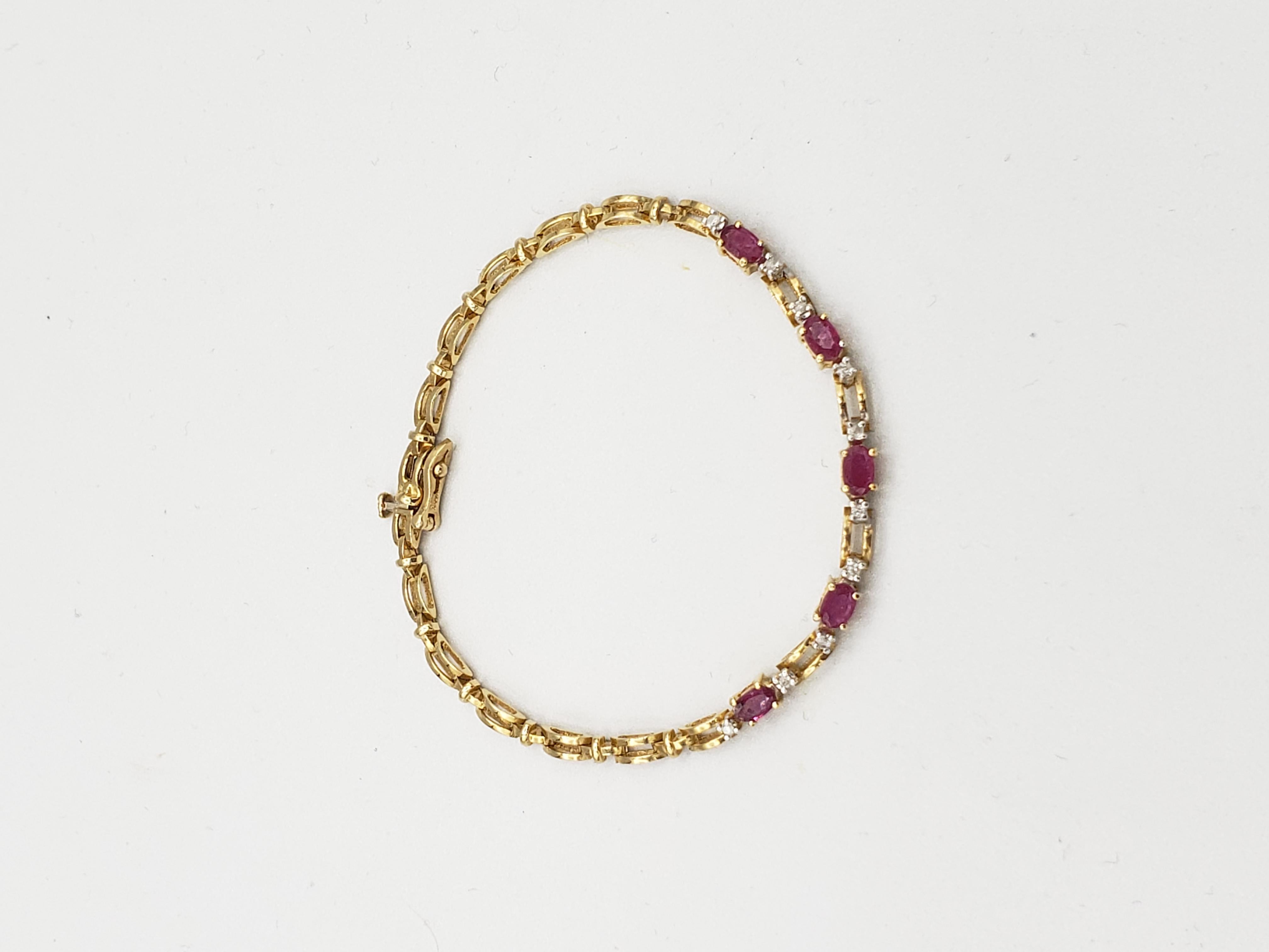 NOUVEAU Bracelet tennis en or 14 carats avec rubis précieux naturels et diamants en vente 1