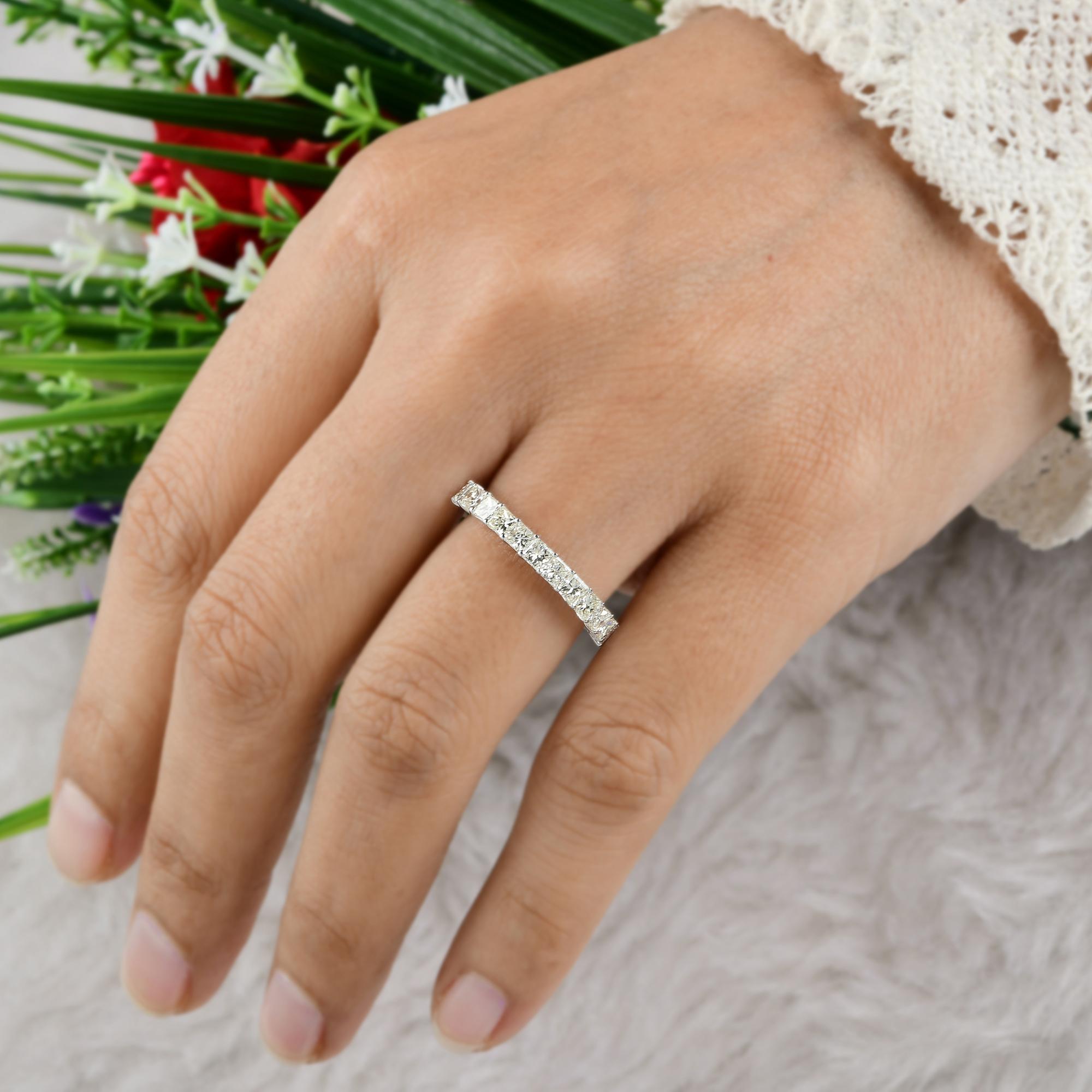 Natural Princess Cut Diamond Half Band Ring 18 Karat White Gold Handmade Jewelry In New Condition For Sale In Diera, Dubai