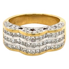 Anello a grappolo con diamanti naturali taglio Princess in oro 18 carati