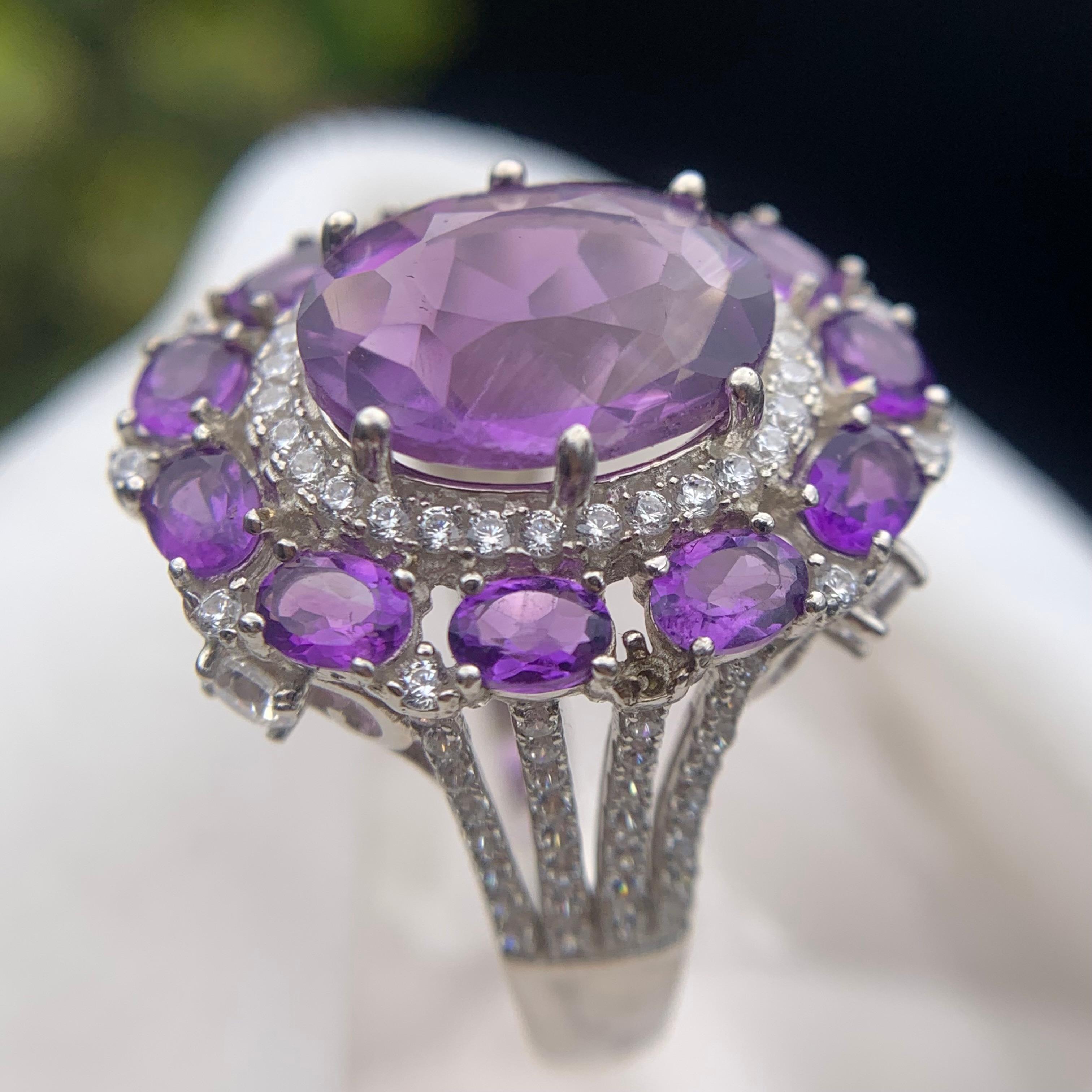 Natürlicher lila Amethyst Cluster Halo Ring in 925 Sterling Silber Rhodium plattiert im Angebot 10