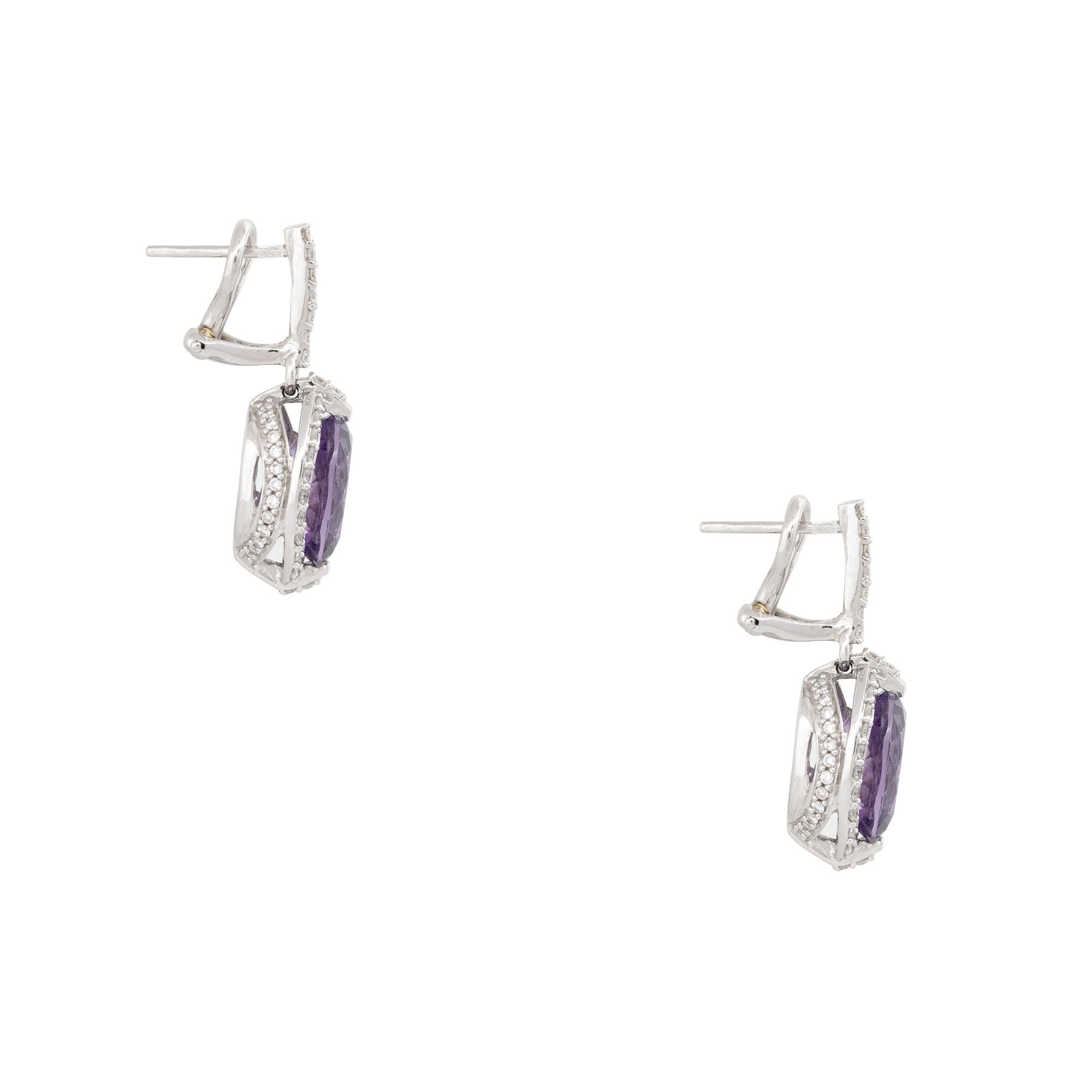 Taglio rotondo Orecchini a goccia Nature Purple Amethyst & Diamond Halo 14-Karat In magazzino in vendita