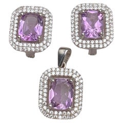 Natural Purple Amethyst Stud Earrings
a Necklace Pendant Set in 925 St. Silver
