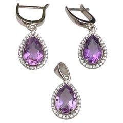 Natural Purple Amethyst Stud Earrings 
a Necklace Pendant Set in 925 St. Silver