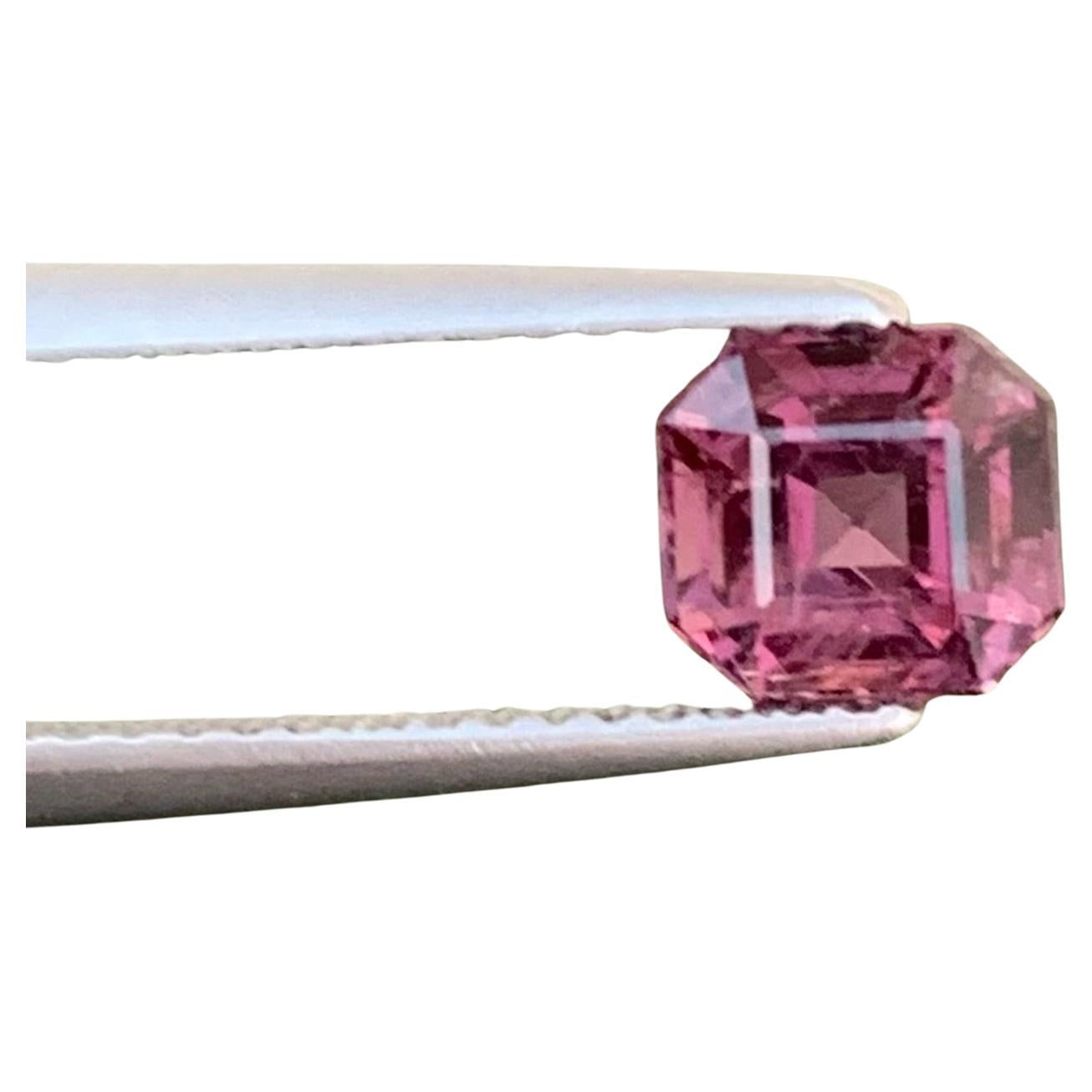 Natural Purple Cut Spinel Gem 1.20 CTS Brilliant Asscher Cut Spinel for Jewelry For Sale