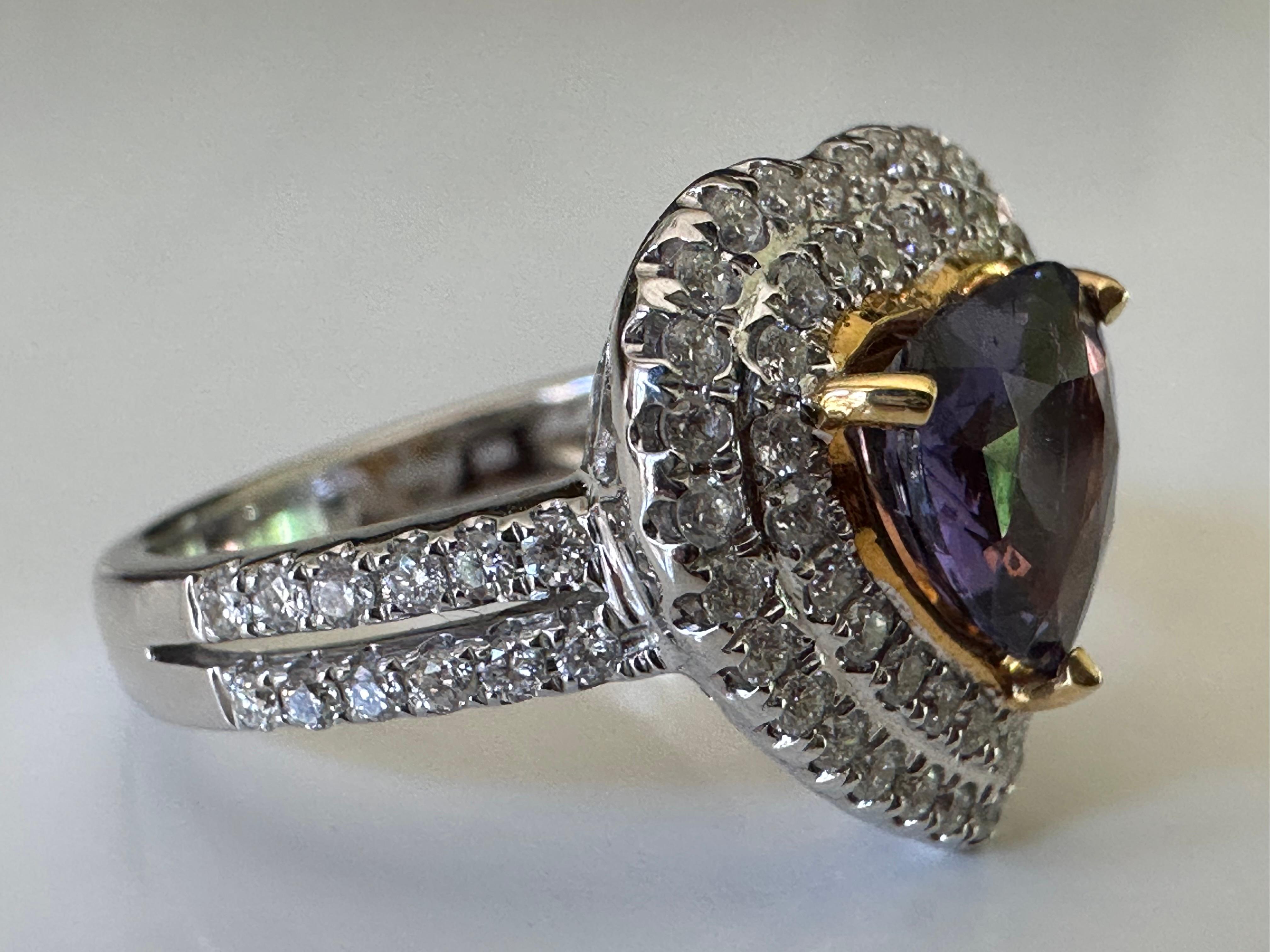 Natural Purple Madagascar Sapphire and Diamond Heart Ring  In New Condition For Sale In Denver, CO