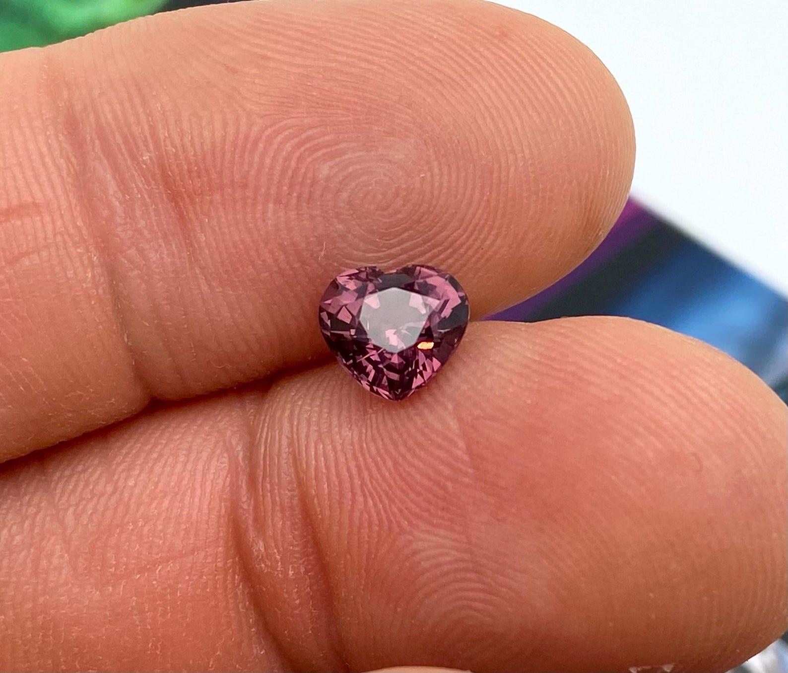 Natural Purple Spinel Loose gemstone 1.77 Ct., Heart cut, Sri Lanka, Certificate For Sale 3
