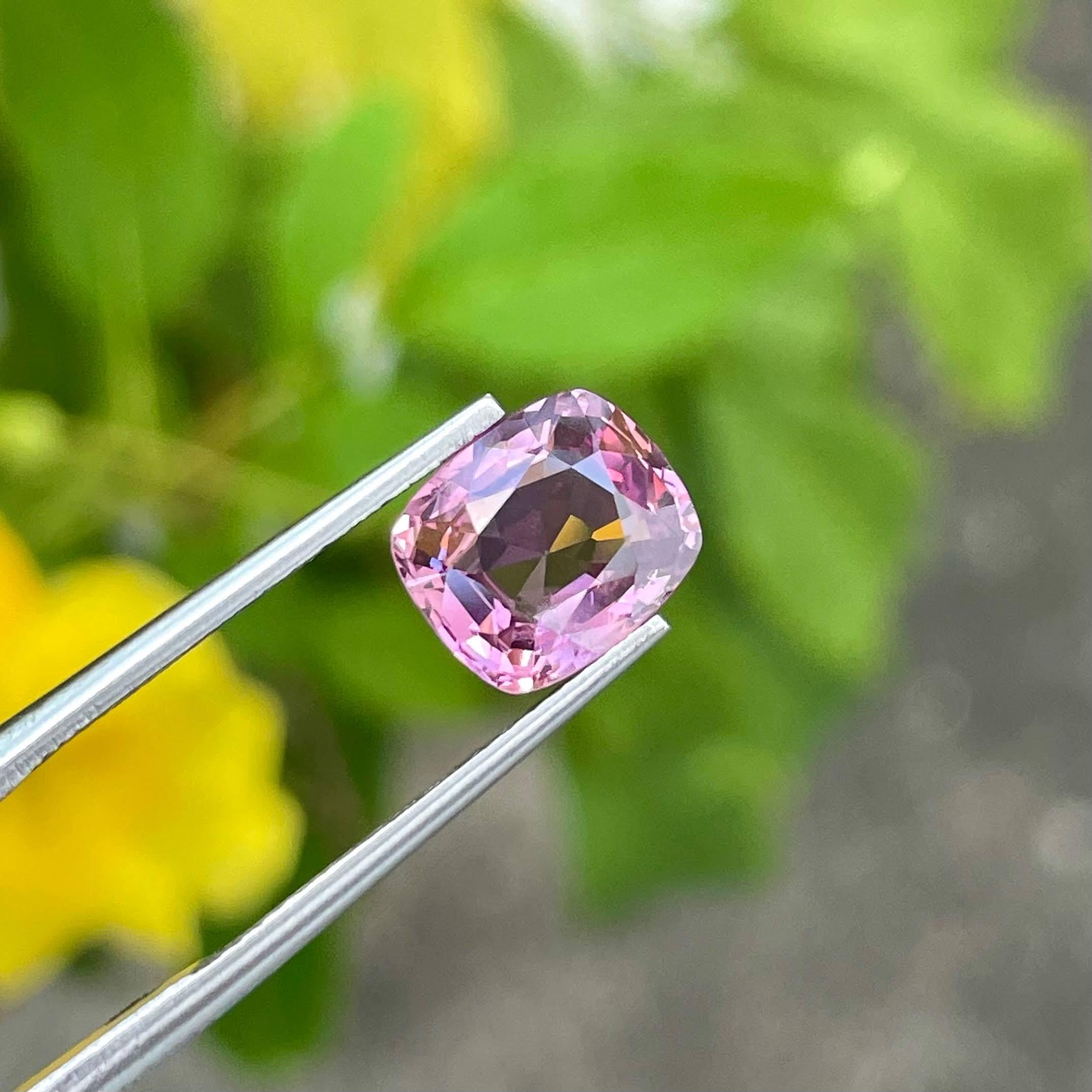 Women's or Men's Natural Purplish Pink Burmese Spinel 2.45 carats Fancy Cushion Cut Gemstone For Sale