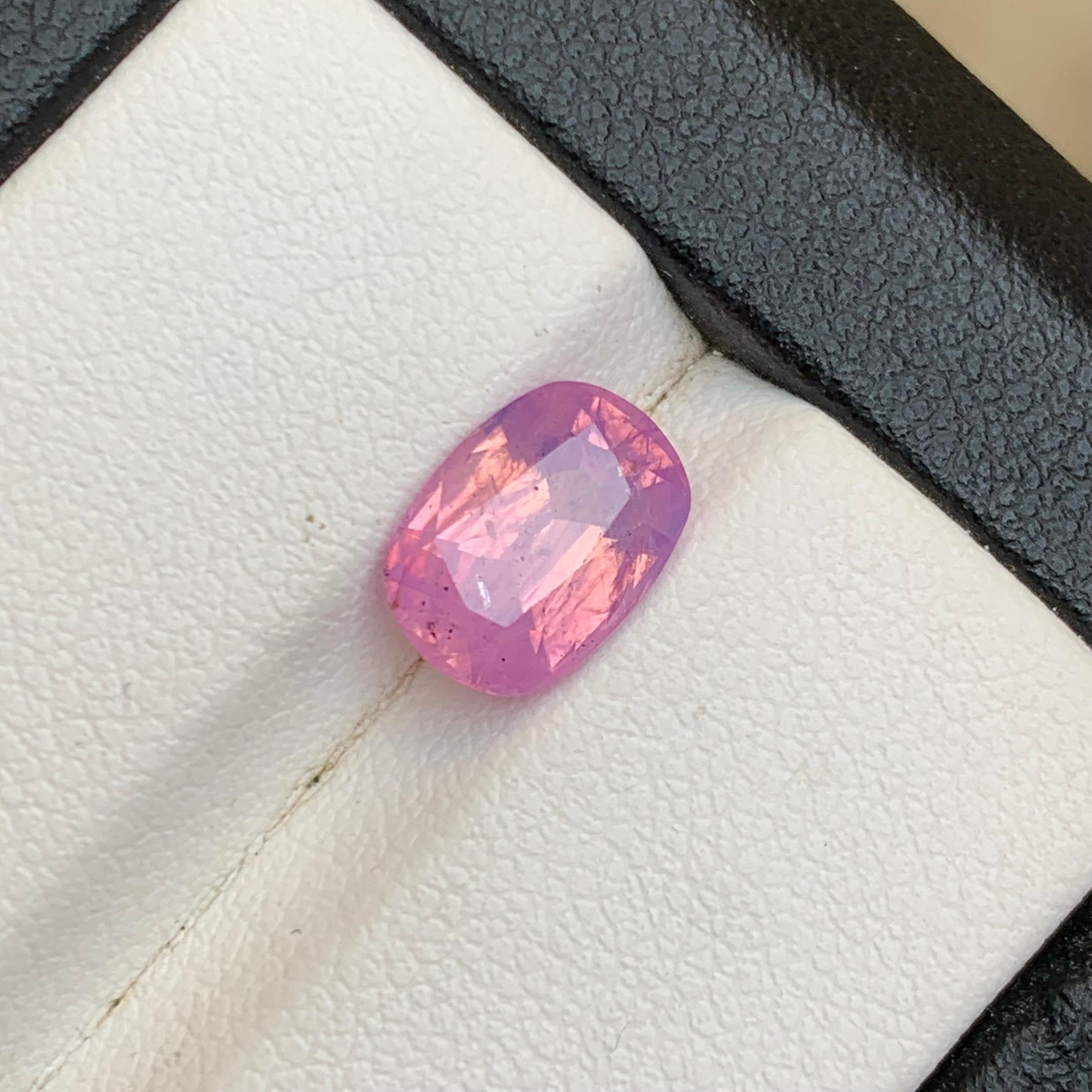 da uomo o donna Zaffiro rosa violaceo naturale certificato con taglio ovale da 2,79 carati per anello in vendita