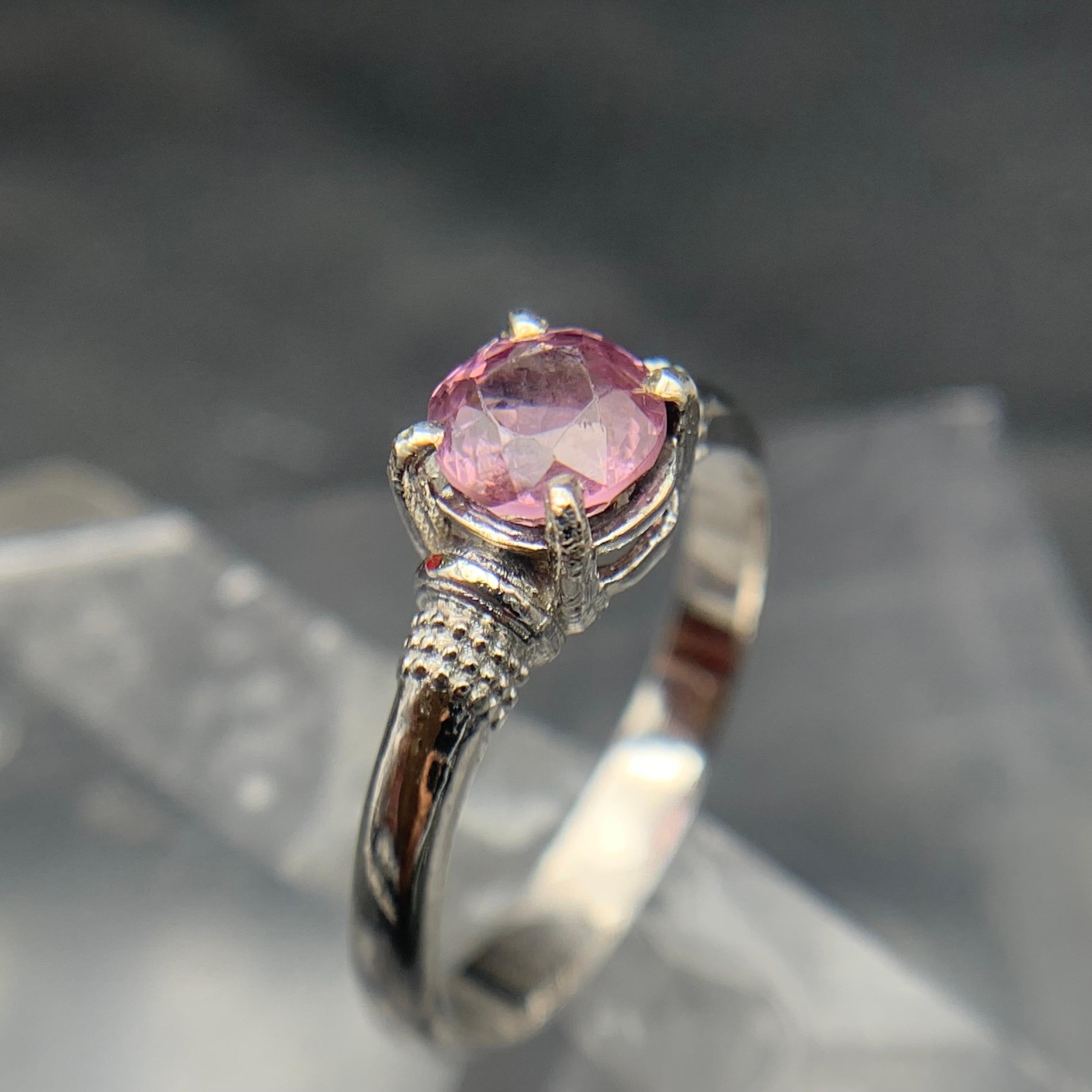 Anello di fidanzamento con spinello rosa violaceo naturale in argento 925 - Fatto a mano in vendita 4