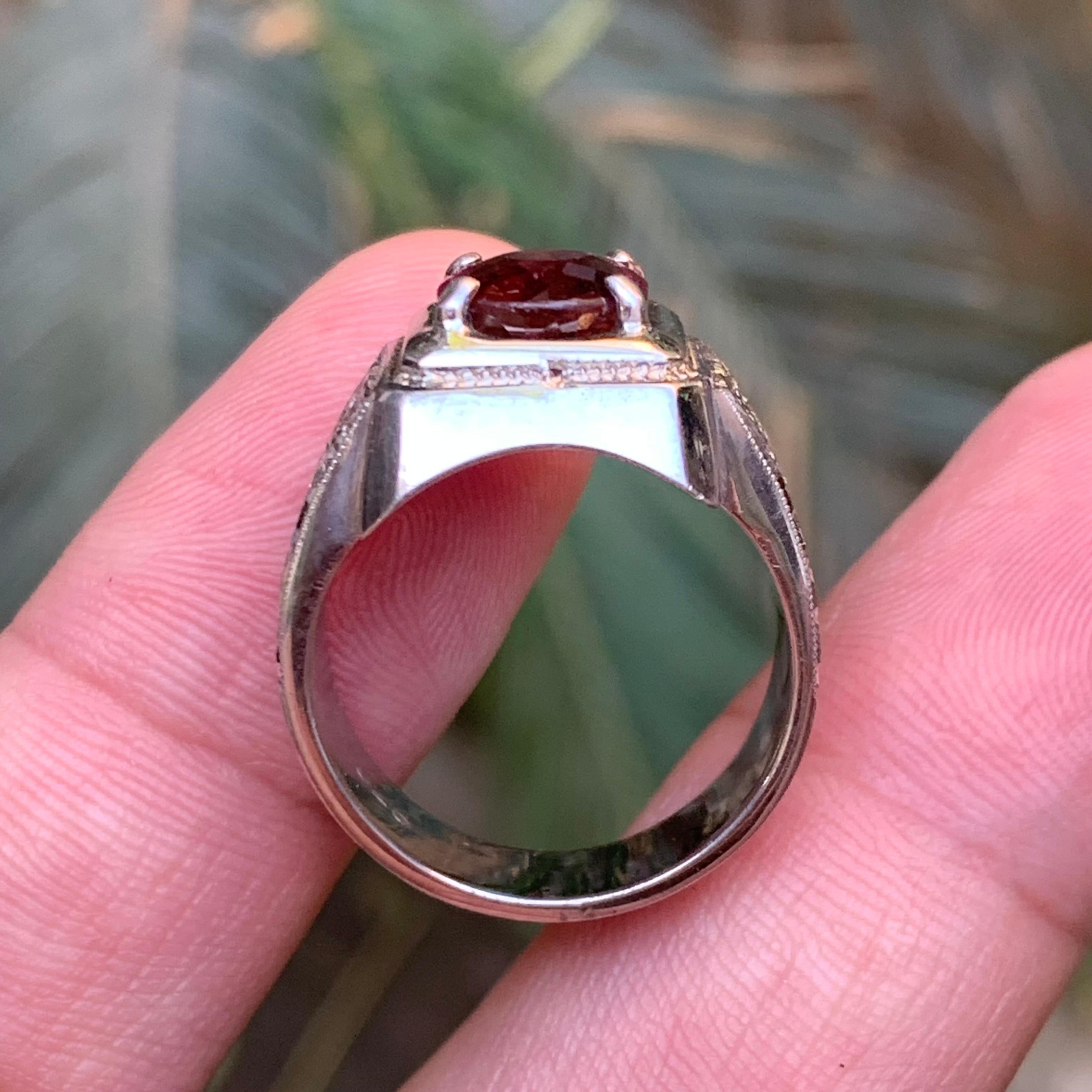 Anello con tormalina rosa violacea naturale in argento Sterling 925 - Gioiello fatto a mano in vendita 4