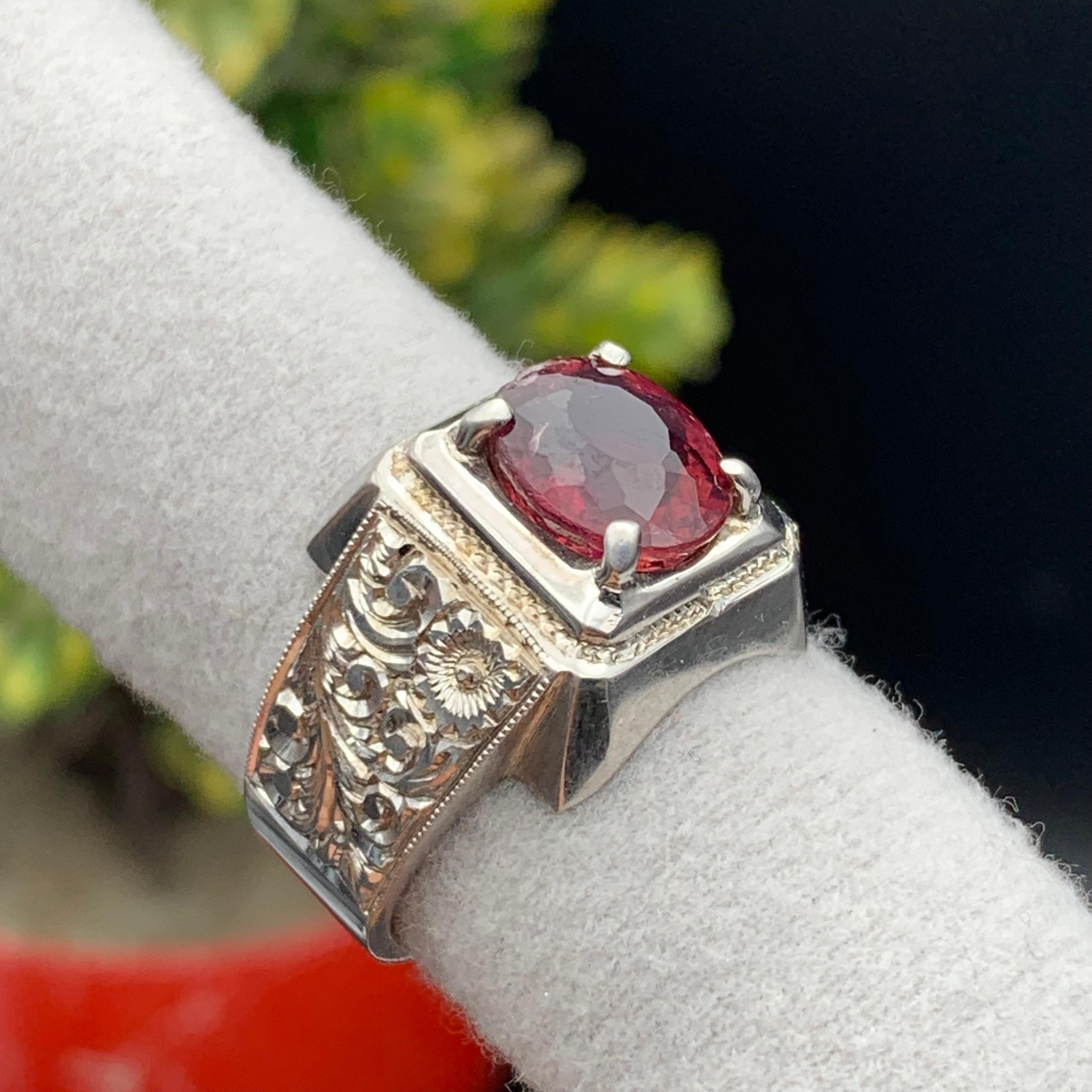 Anello con tormalina rosa violacea naturale in argento Sterling 925 - Gioiello fatto a mano in vendita 7