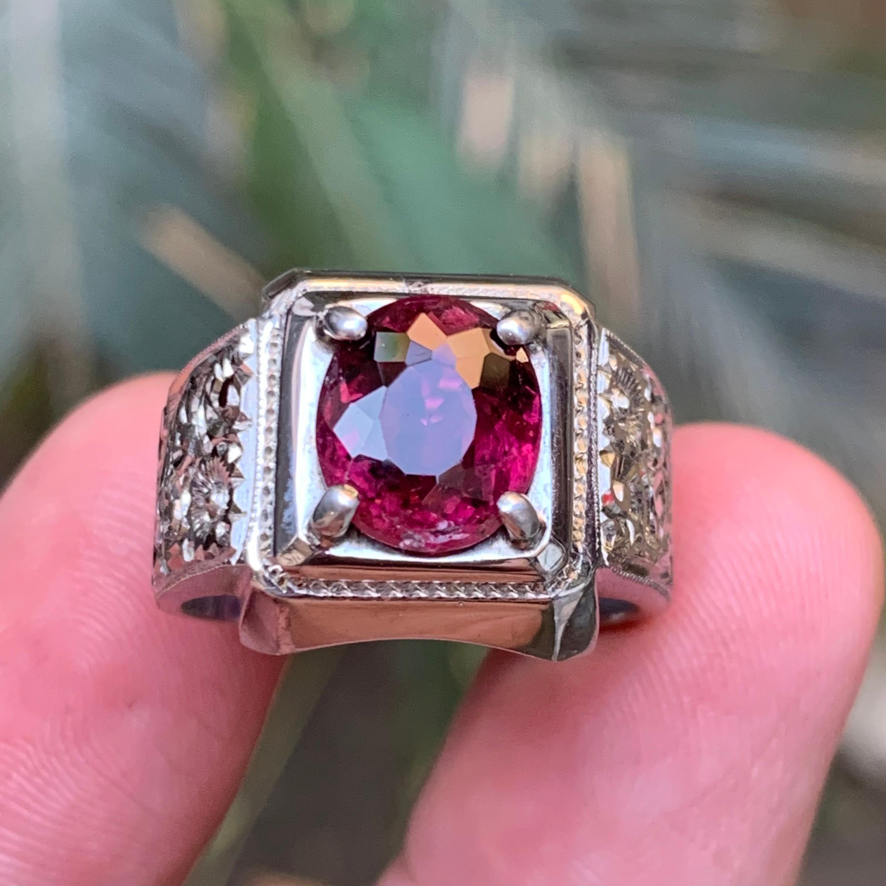 Anello con tormalina rosa violacea naturale in argento Sterling 925 - Gioiello fatto a mano in vendita 8