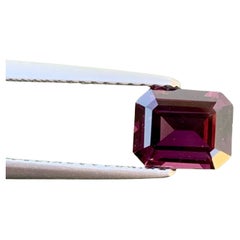 Natural Purplish Red Spinel Gemstone 1.35 CT AA Clean Spinel For Jewelry Size