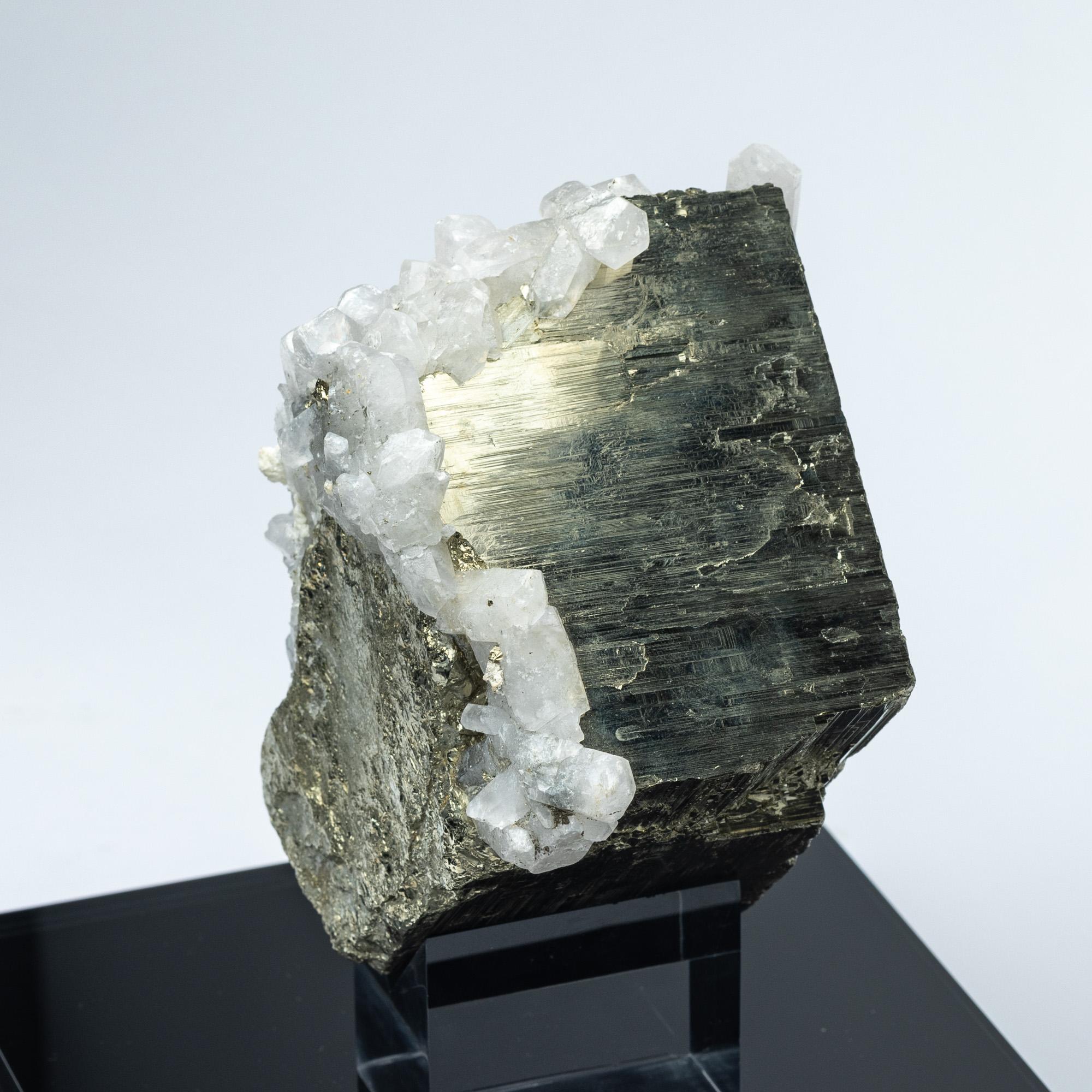 Natural Peruvian Pyrite with calcite inclusions mounted on custom acrylic box For Sale 1