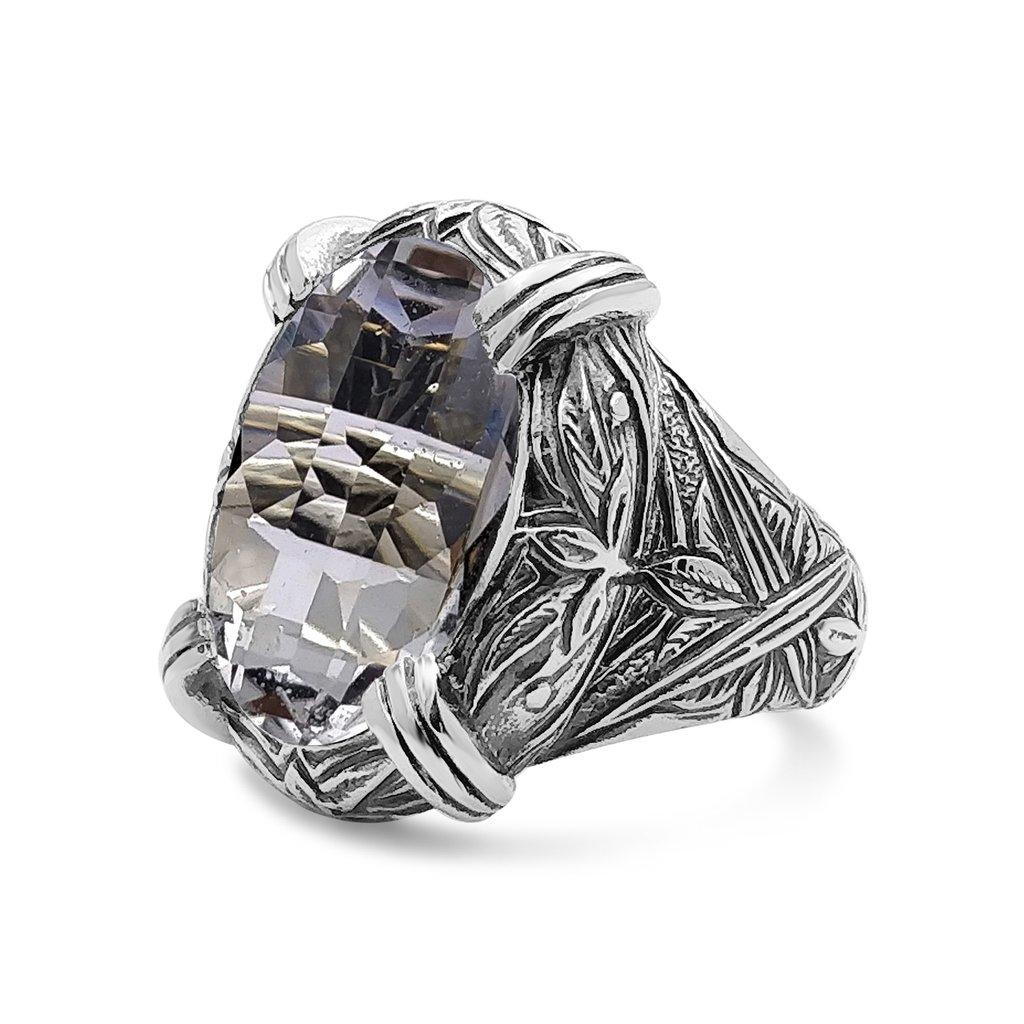 For Sale:  Natural Quartz Gemstone Ring with Engraved Sterling Silver 2