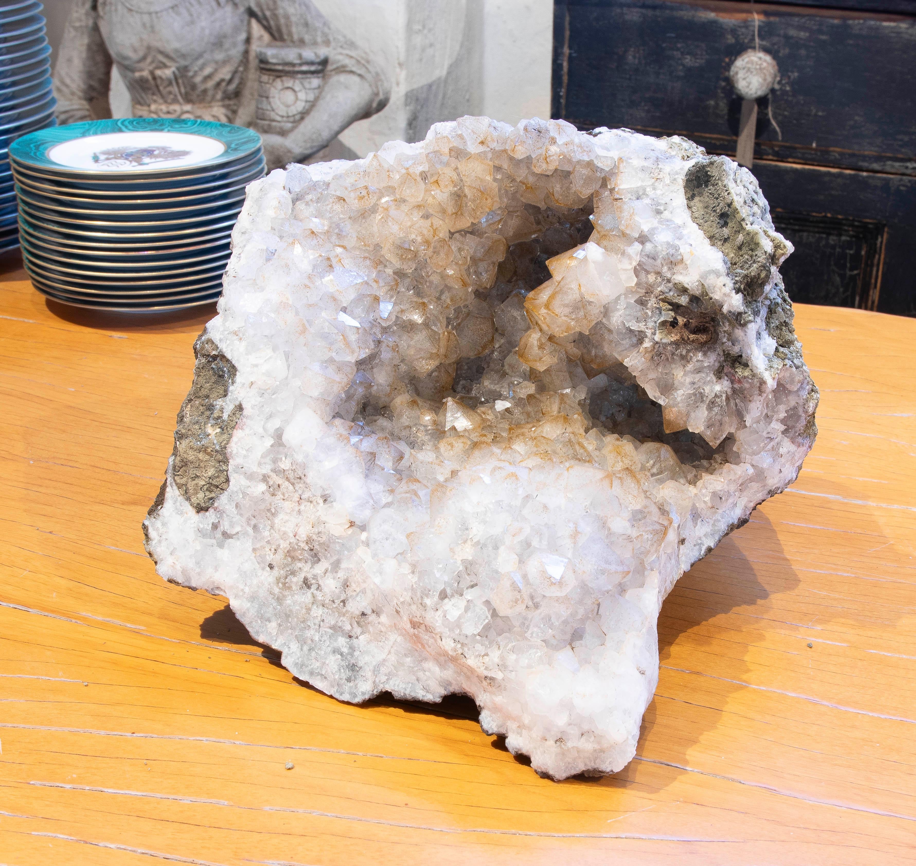 Natural Quartz Geode Decorative Object  For Sale 15