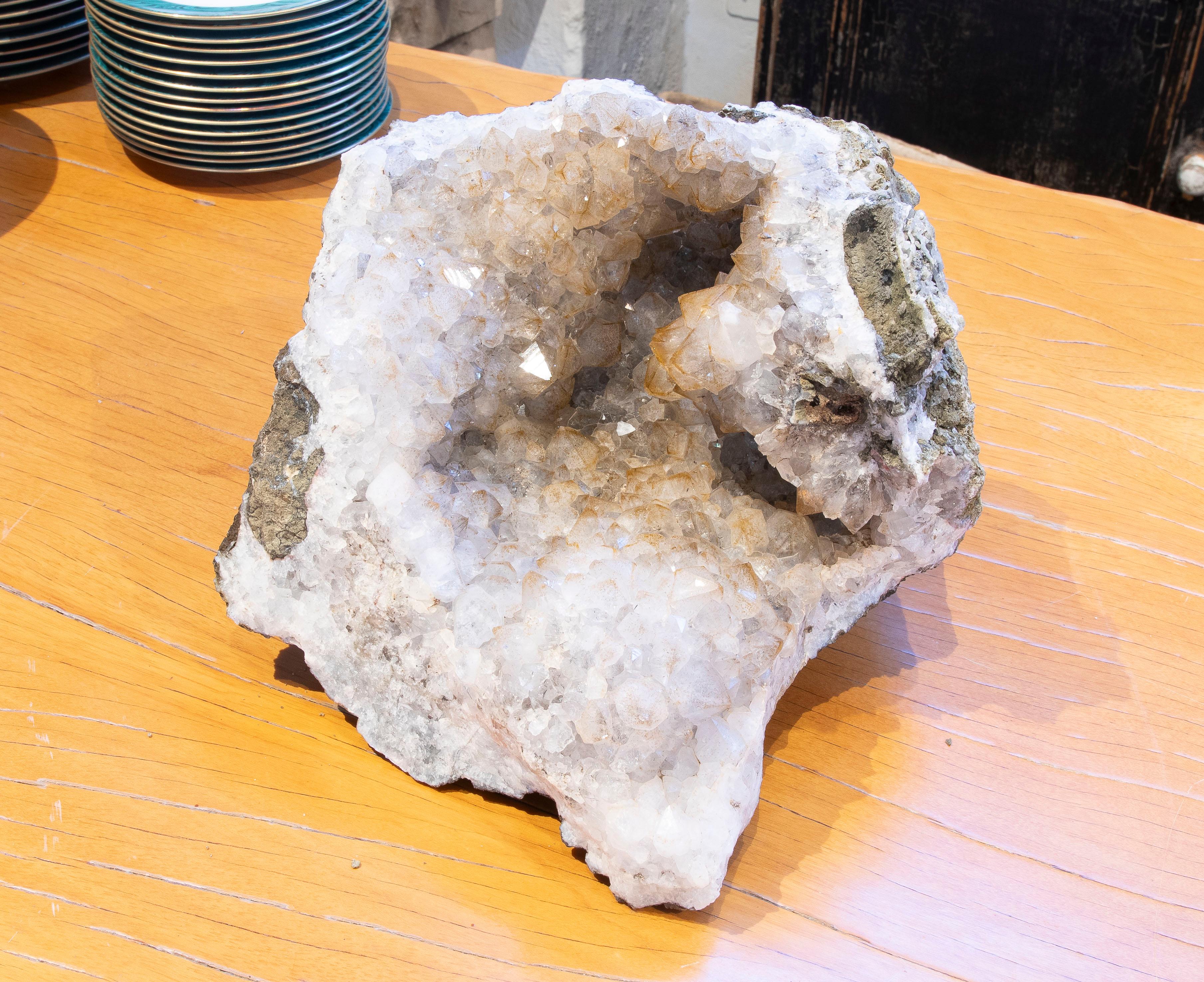 Natural Quartz Geode Decorative Object  For Sale 16