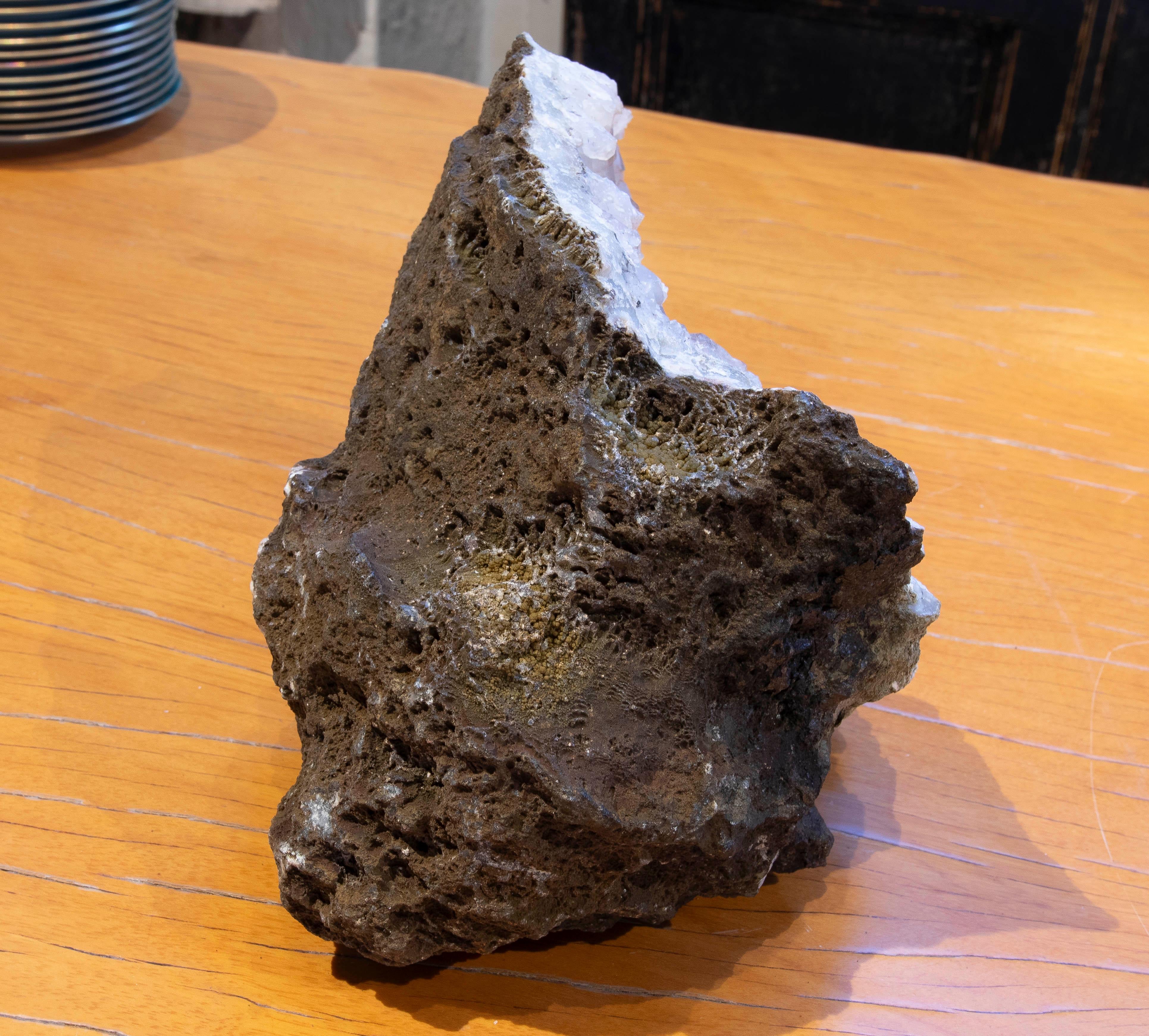 Natural Quartz Geode Decorative Object  For Sale 1