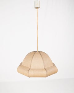 Lampada a sospensione in rafia naturale, realizzata in Francia, anni '70