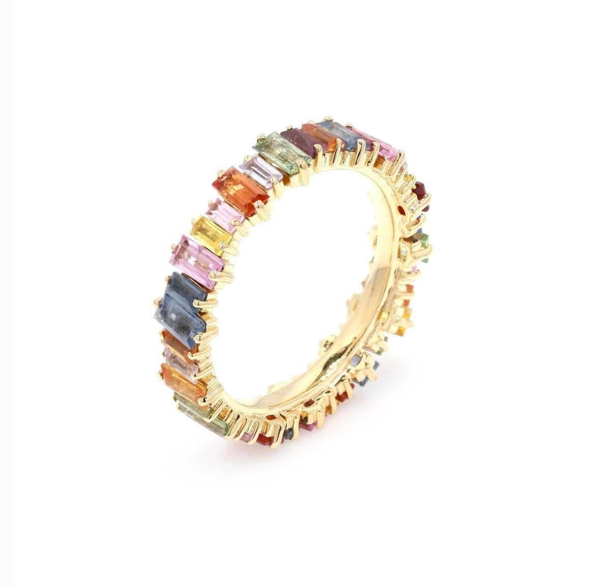 Natürlicher Regenbogen Multi Saphir 3,59 Karat in 18 Karat Gold im Angebot 1