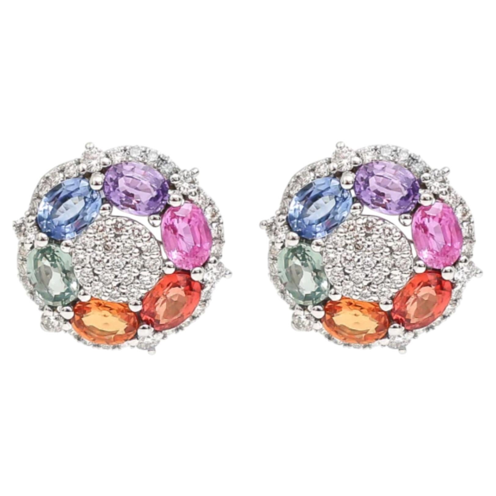 Boucles d'oreilles en or jaune 18 carats, avec saphir arc-en-ciel de 2,60 carats et diamants en vente