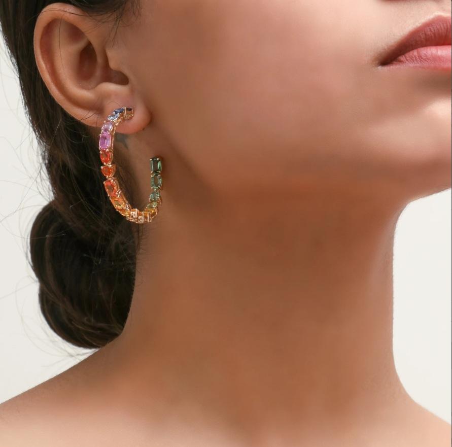 Boucles d'oreilles saphir arc-en-ciel naturel en or 14k en vente 3