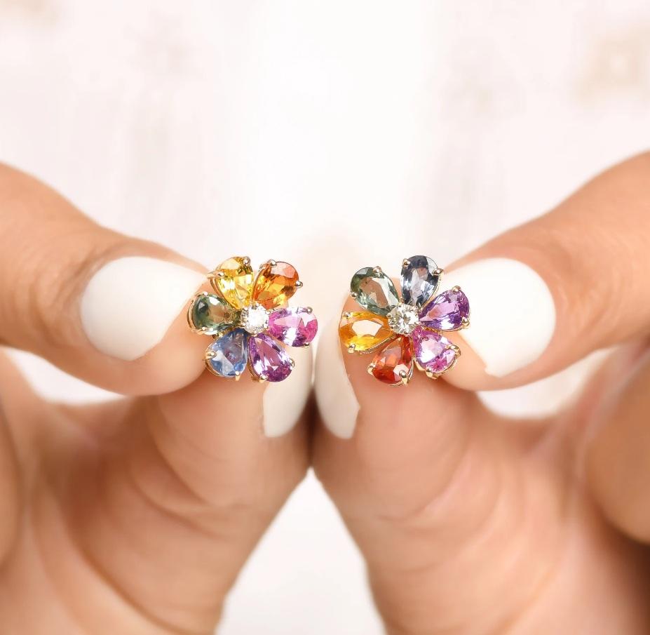 Natural rainbow sapphire earrings in 14k gold im Angebot 4