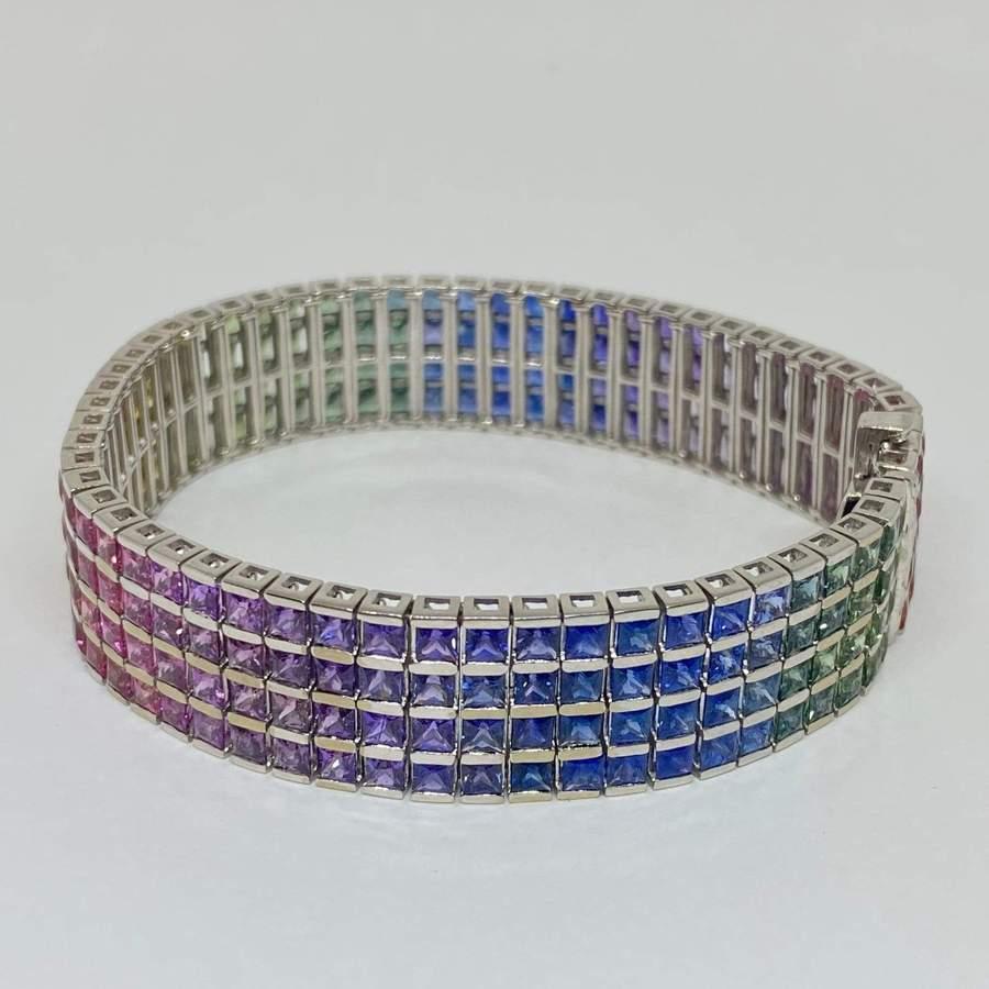 Natural Rainbow Sapphire Princess Cut Wide Tennis Bracelet 35 Ctw 18k In New Condition In Carmel-by-the-Sea, CA